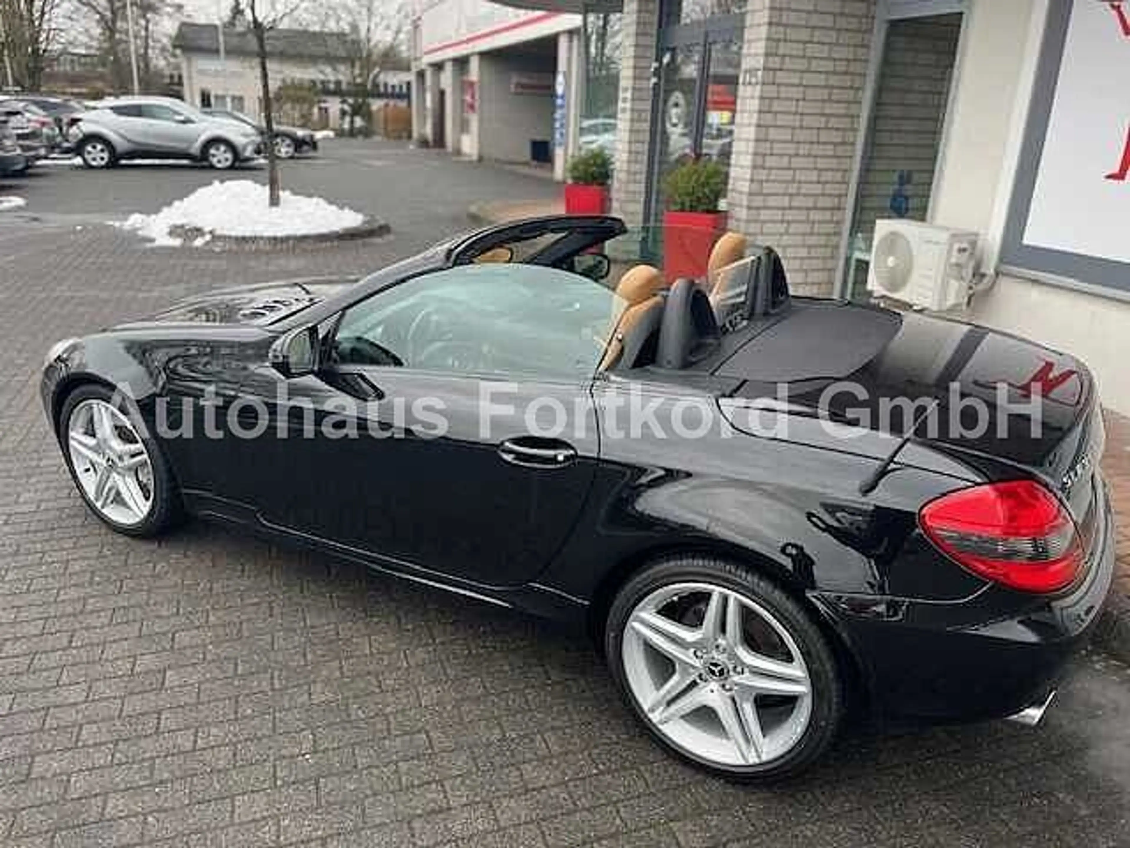 Mercedes-Benz SLK 350 - Navi, SHZ, BT-FSA, Klimaautom. ... - sehr gepfle