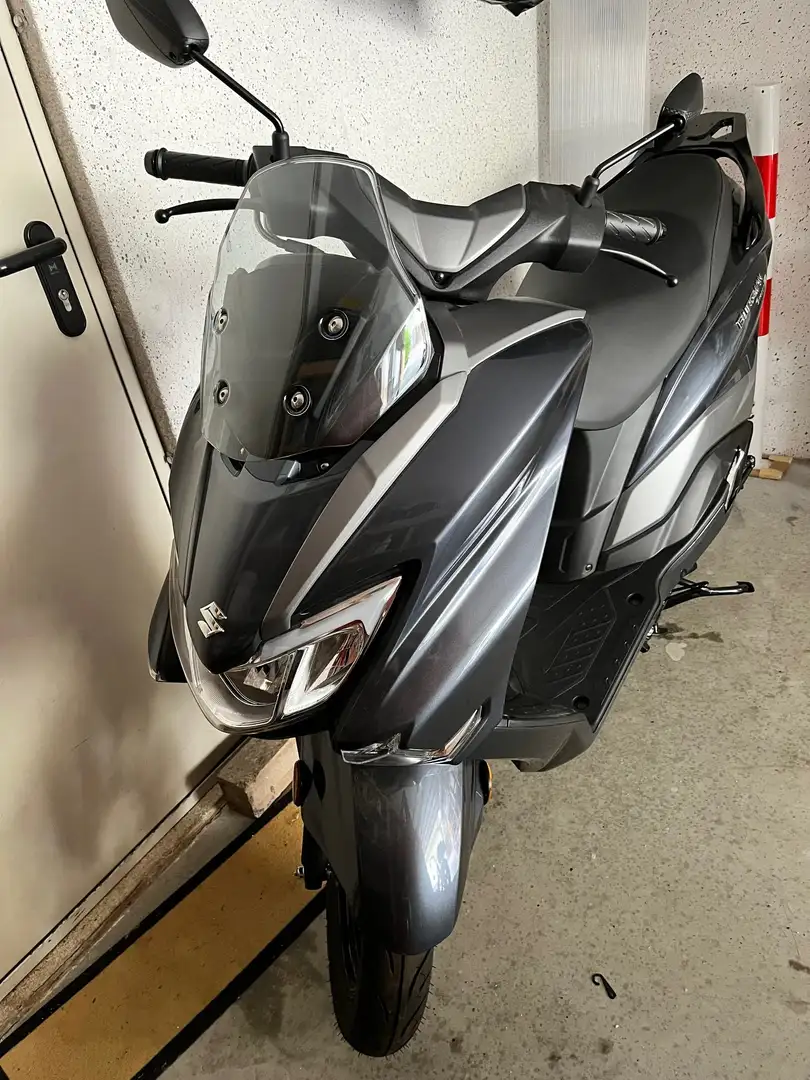 Suzuki Burgman 125 Street Gri - 2