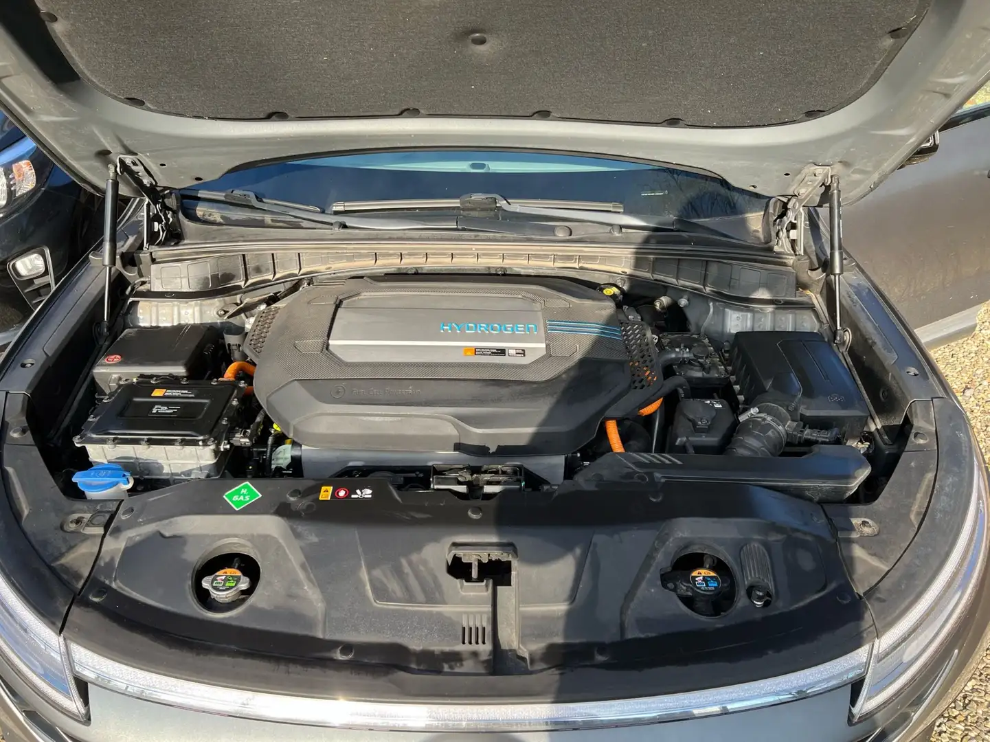 Hyundai NEXO Grau - 2
