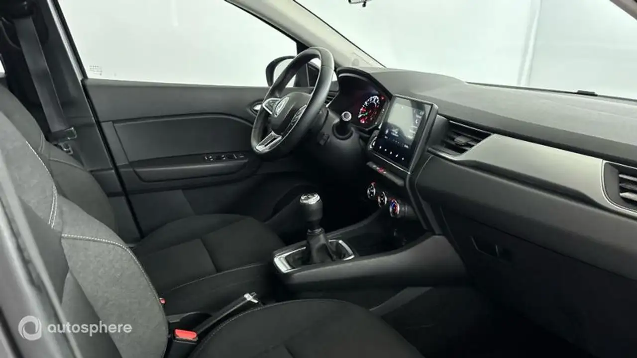 Renault Captur — photo 15