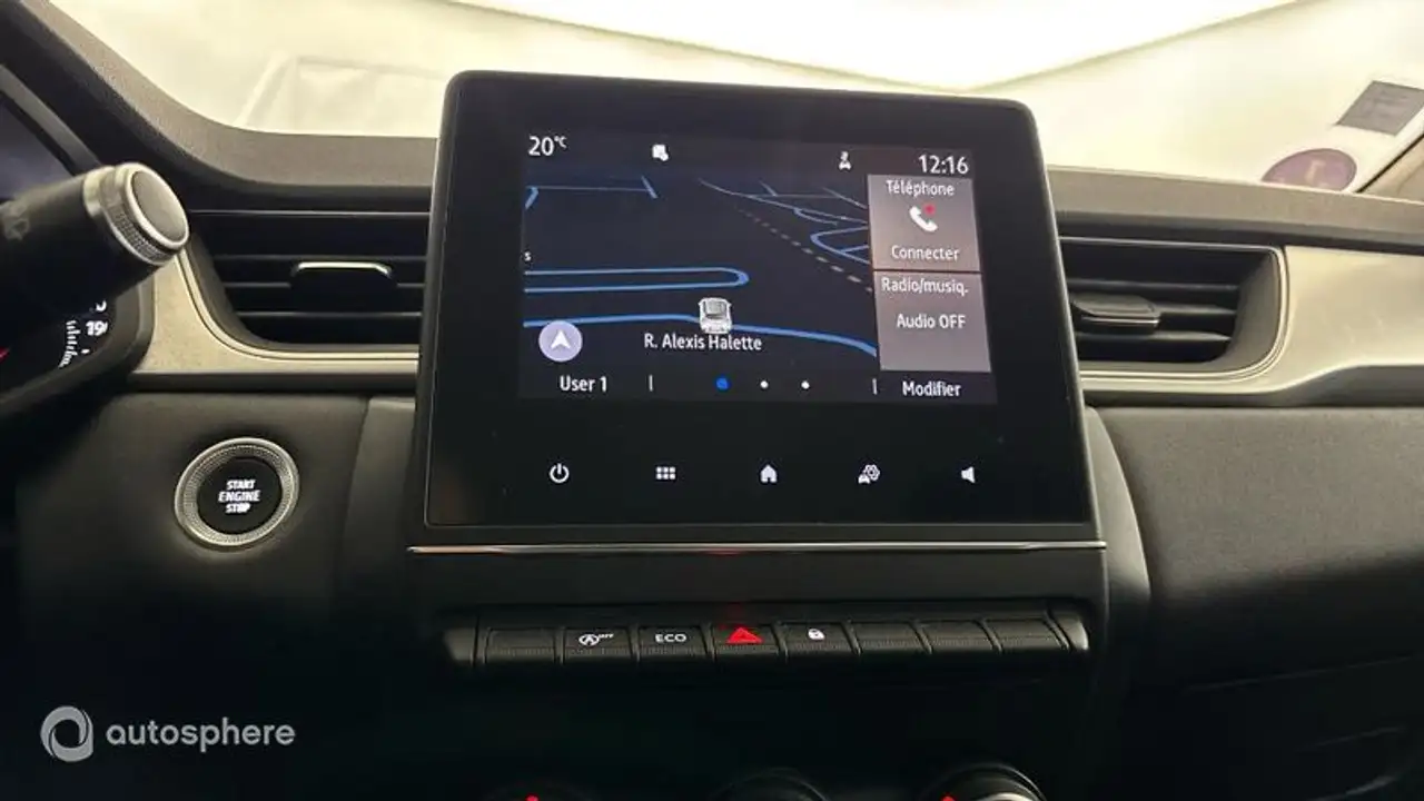 Renault Captur — photo 19