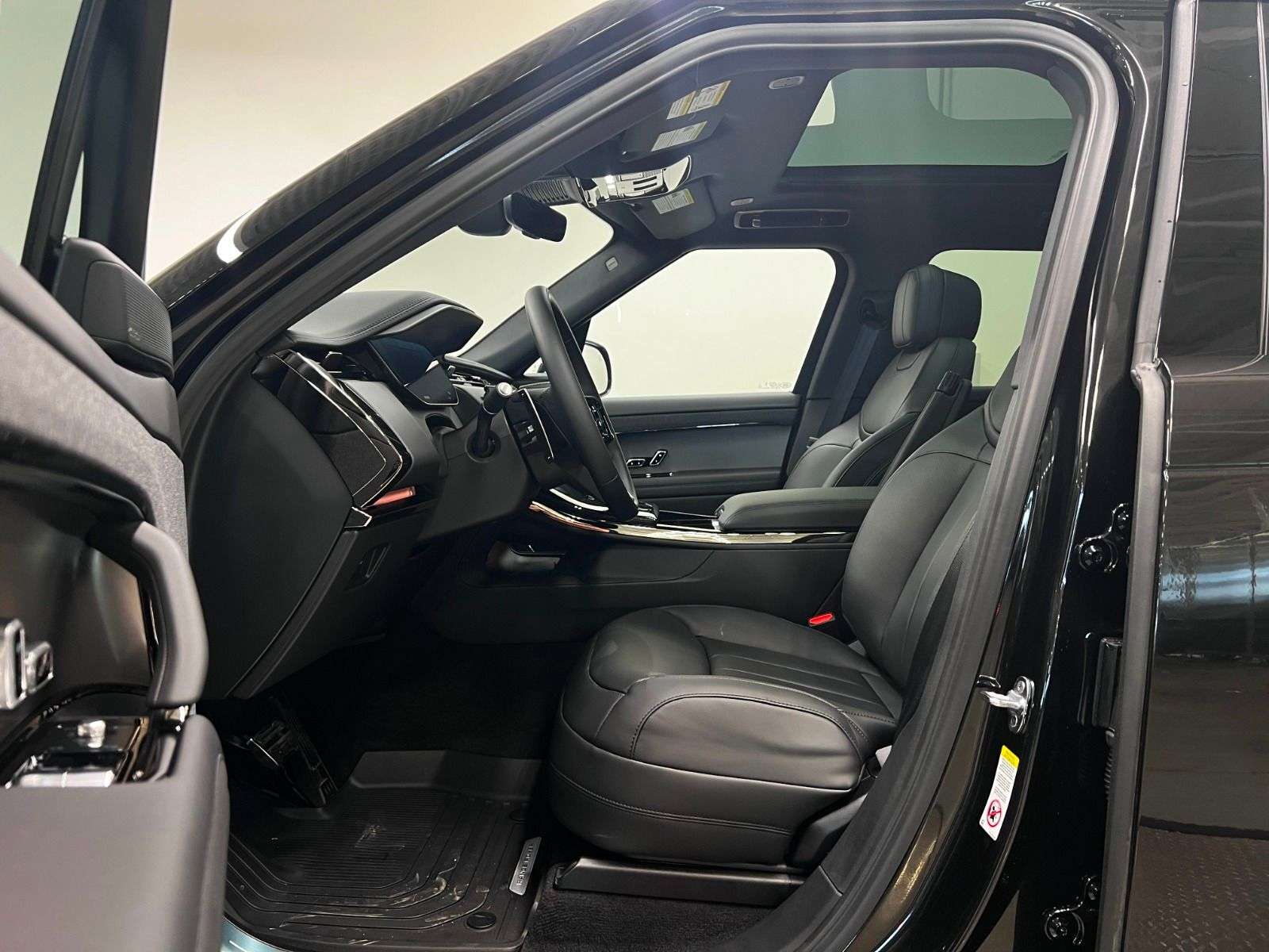 2026 Land Rover Range Rover Sport P400 DYNAMIC HSE thumb 30