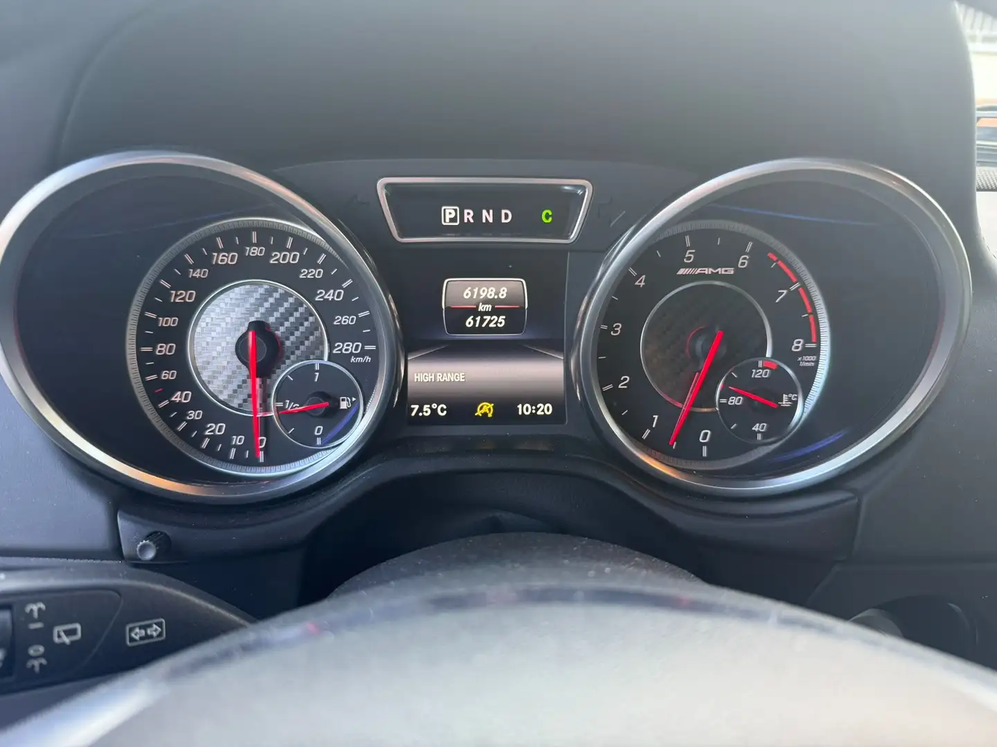 Mercedes-Benz G 63 AMG Alb - 2