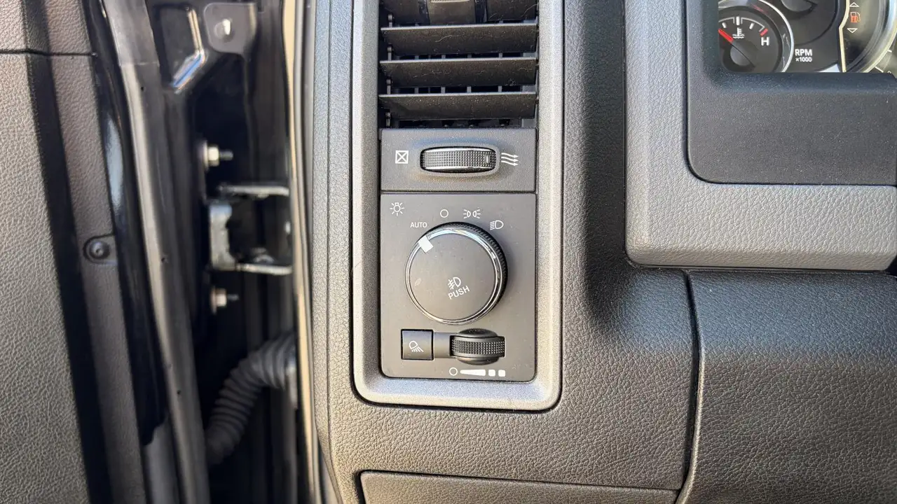 RAM 1500 photo RAM 1500