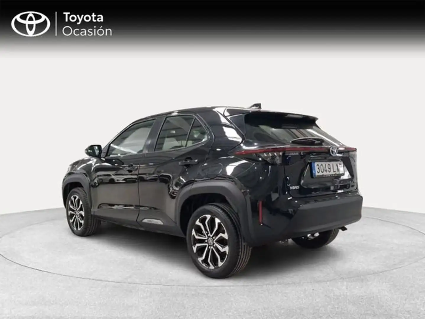 Toyota Yaris Cross 120H Active Tech Negro - 2