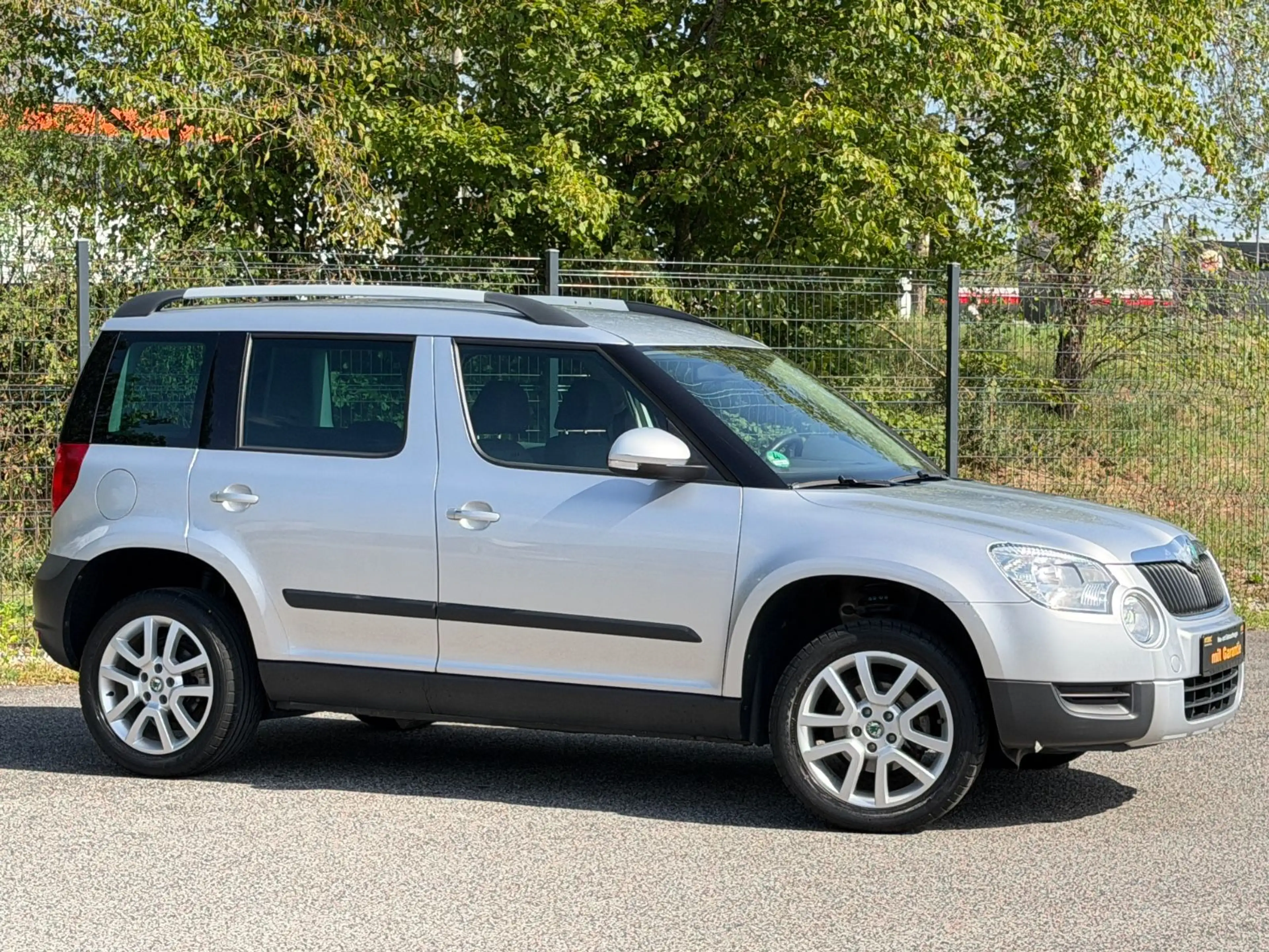 Skoda Yeti Ambition Plus Edition/1-Hand/PDC/SHZ/ — photo 7