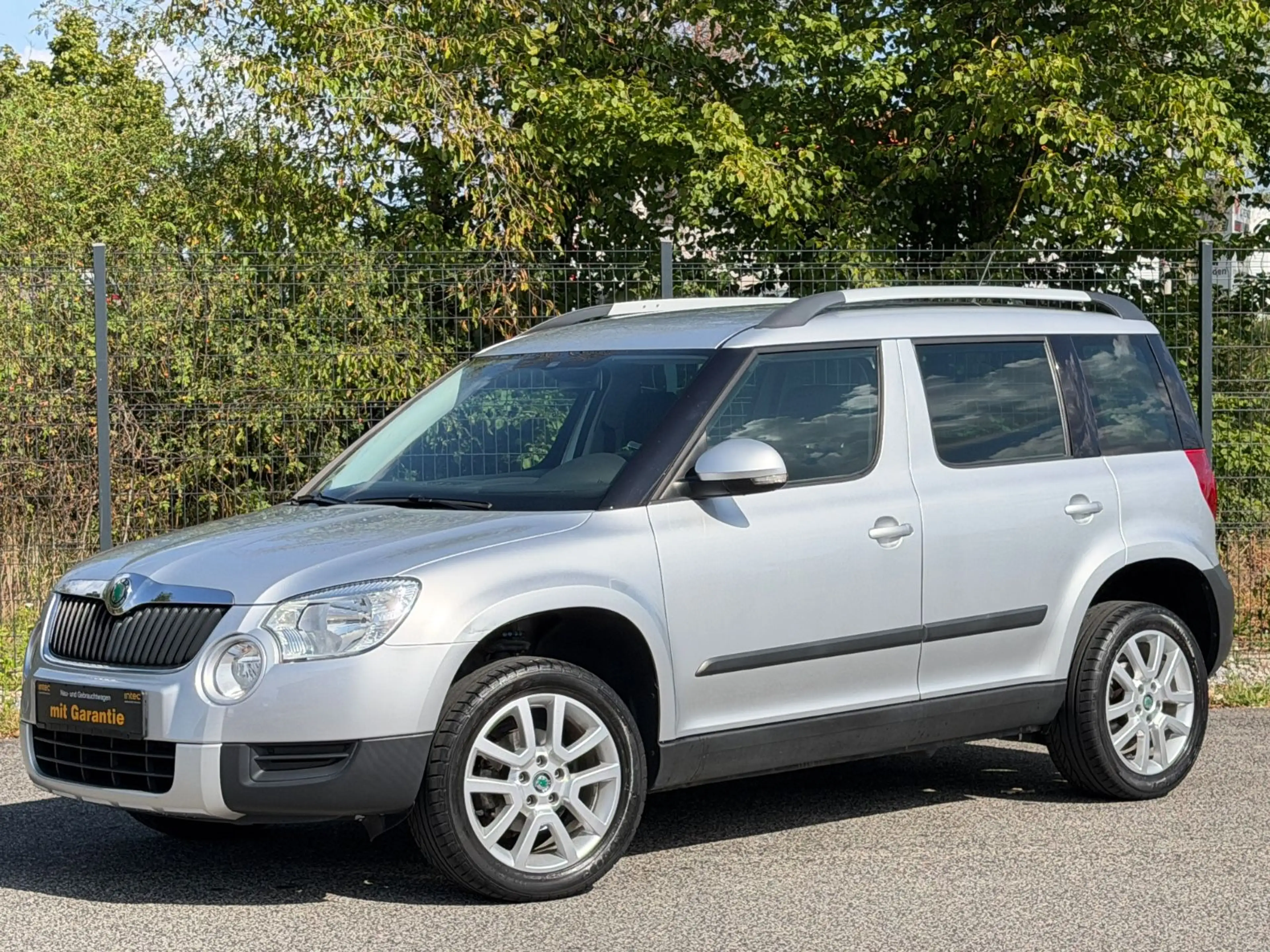 Skoda Yeti Ambition Plus Edition/1-Hand/PDC/SHZ/ — photo 3