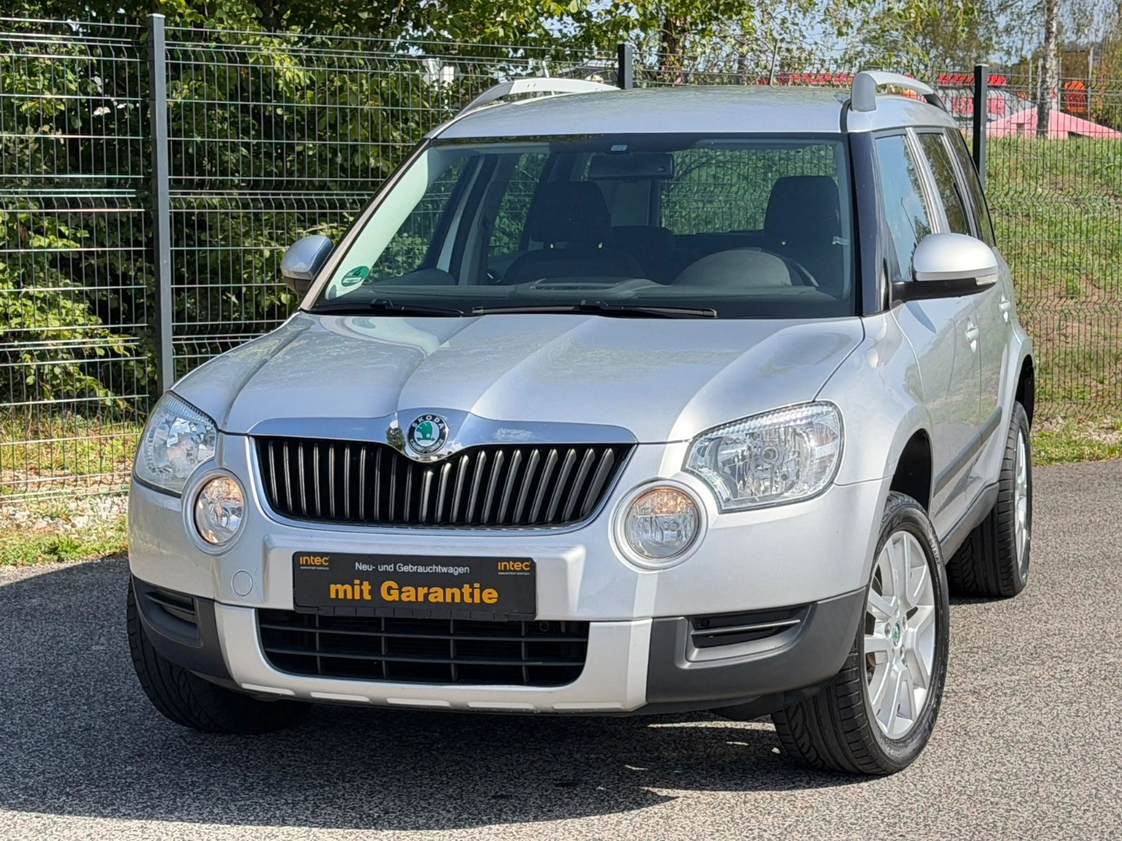 Skoda Yeti Ambition Plus Edition/1-Hand/PDC/SHZ/ — photo 2