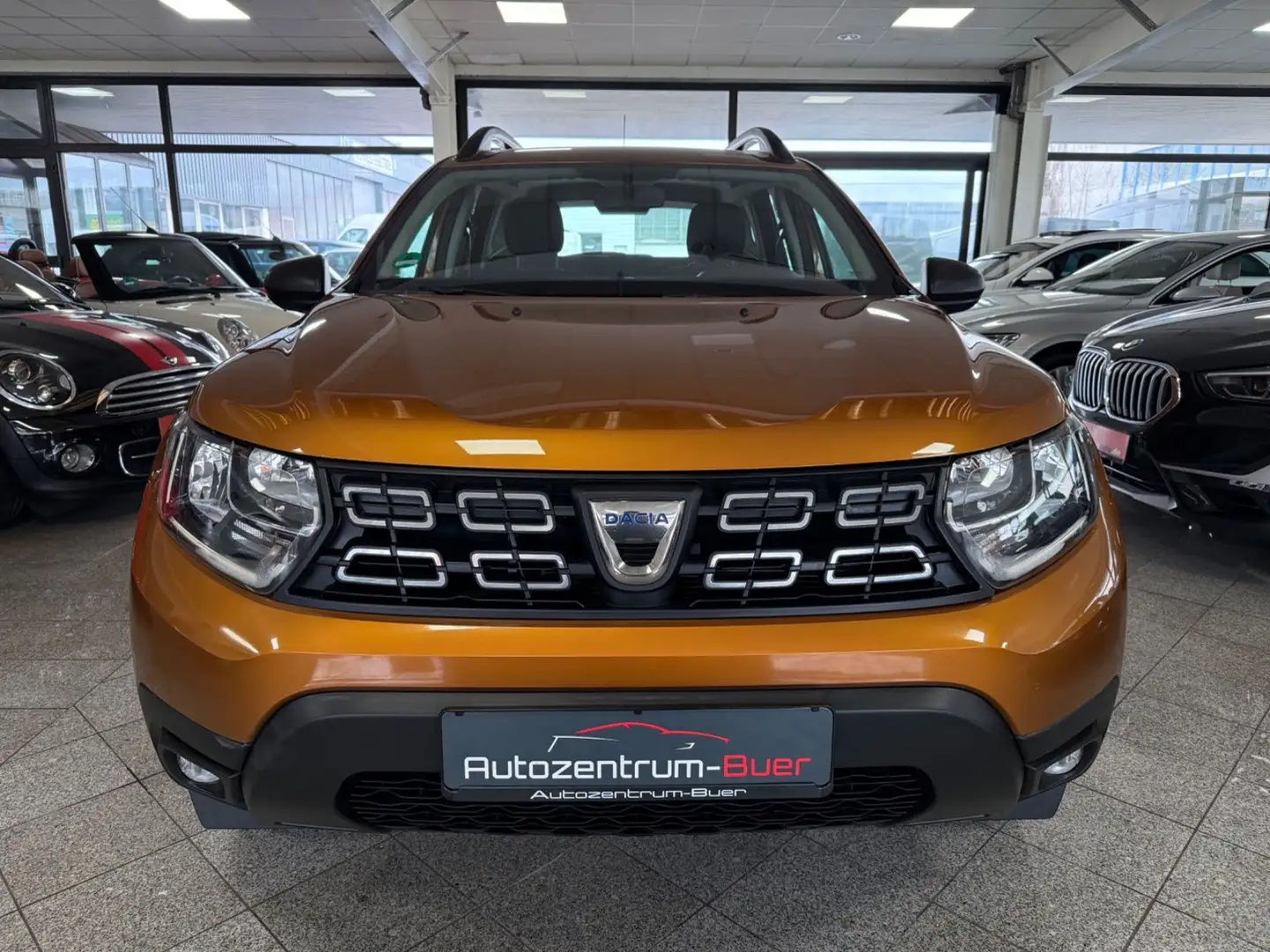 Dacia Duster II Benzin/LPG/Sitzheizung/PDC/Allwetter Orange - 1