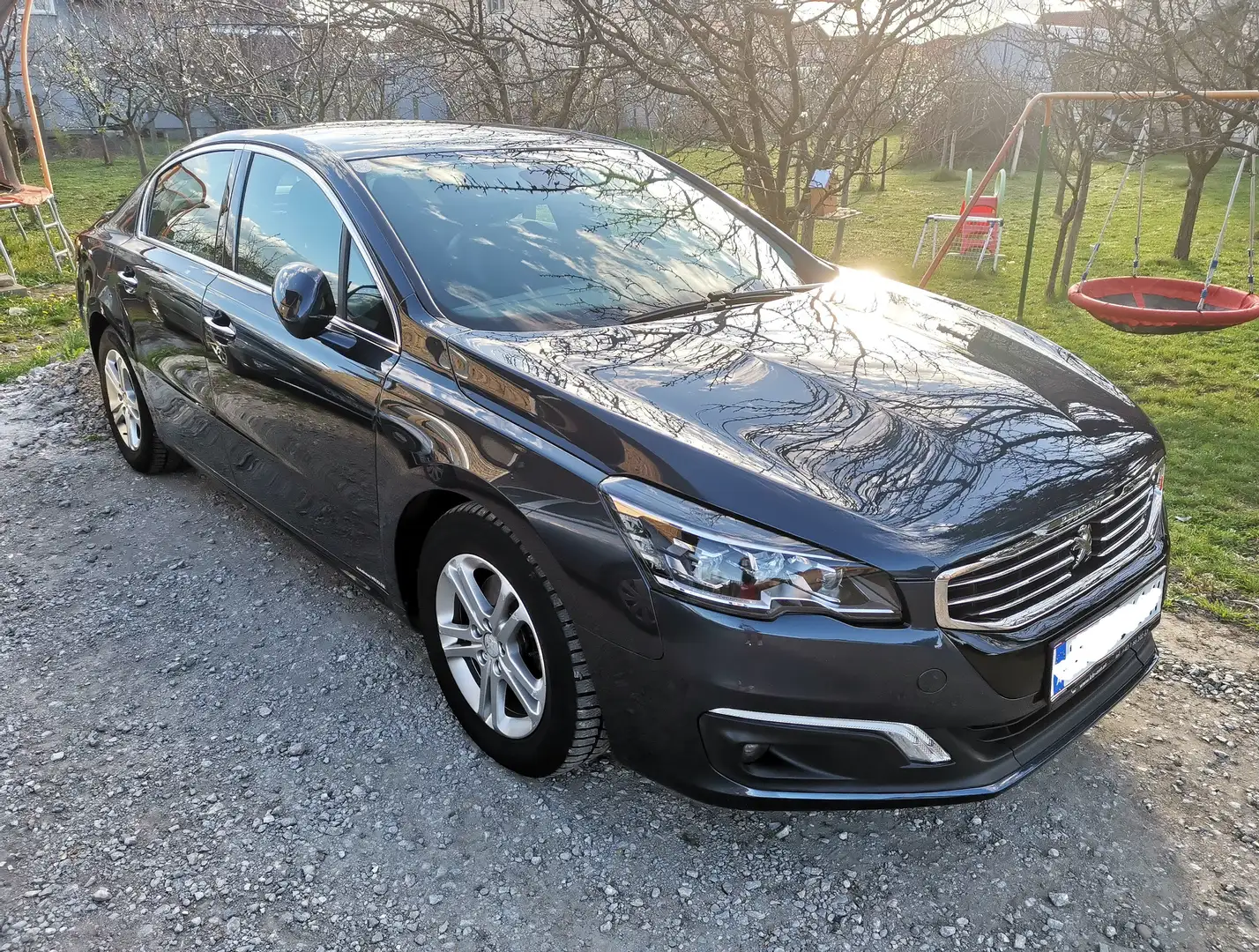 Peugeot 508 2,0 HDI 140 FAP Allure Blau - 1