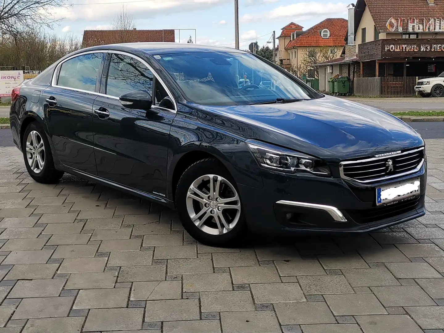 Peugeot 508 2,0 HDI 140 FAP Allure Blau - 2