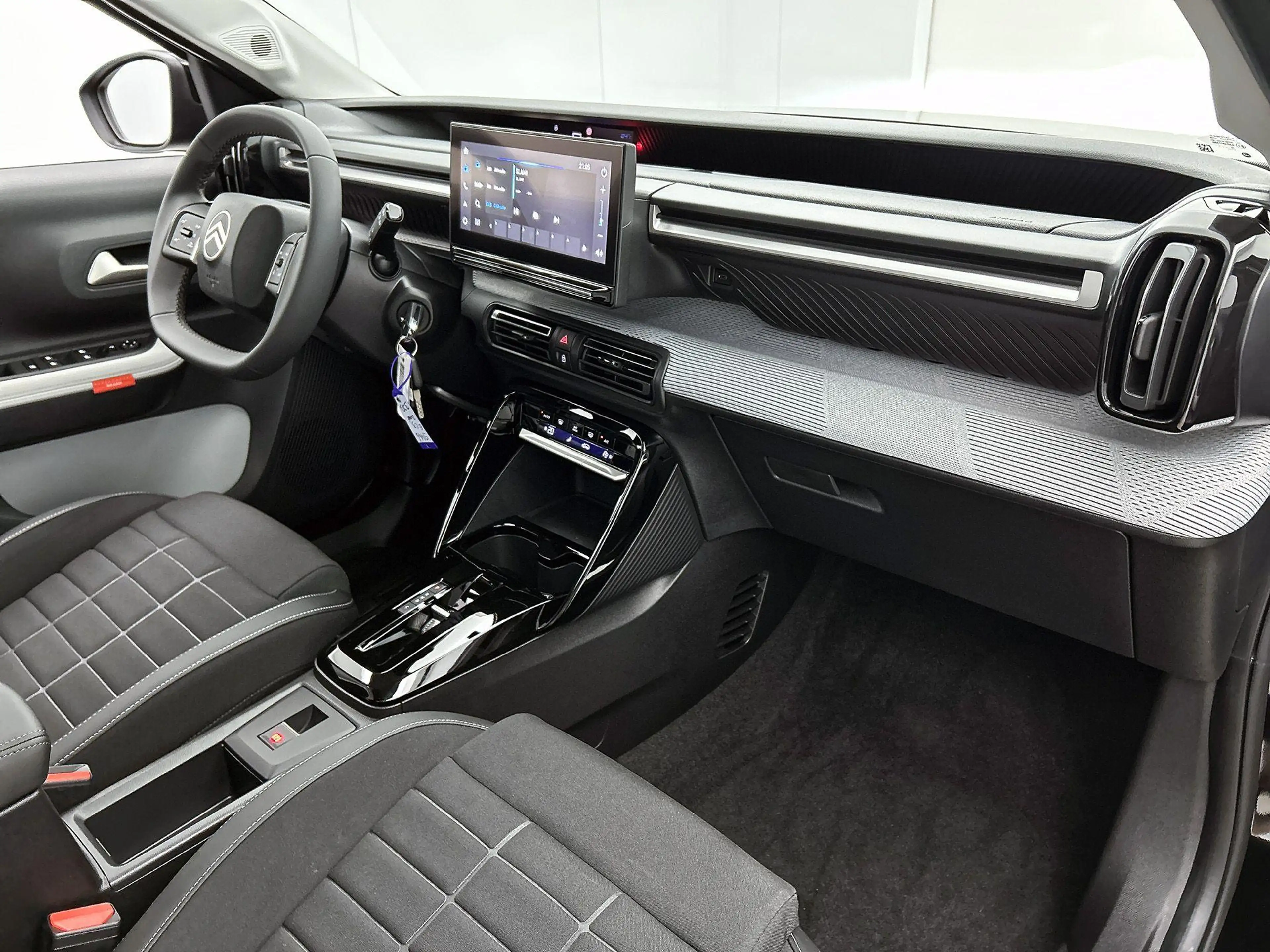 Citroen E-C3 Max 113pk Comfort Range 44 kWh | Navigatie | Achte — photo 12