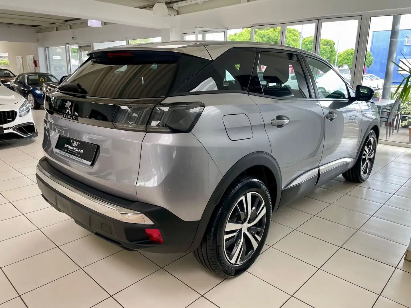 Peugeot 3008 1,2 12V e-THP PureTech Allure Pack Gris - 2
