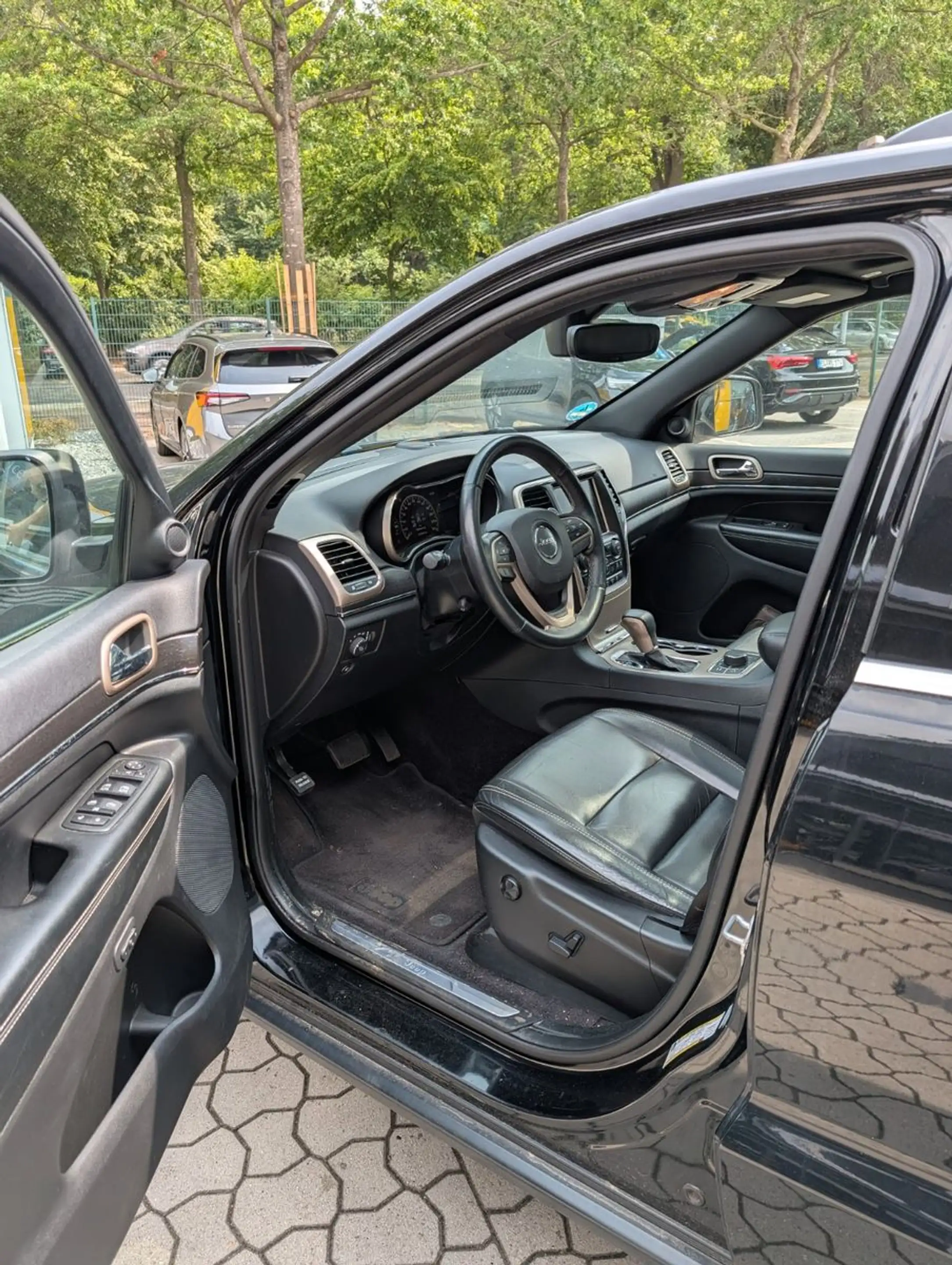 Jeep Grand Cherokee 3.0 Limited — photo 9
