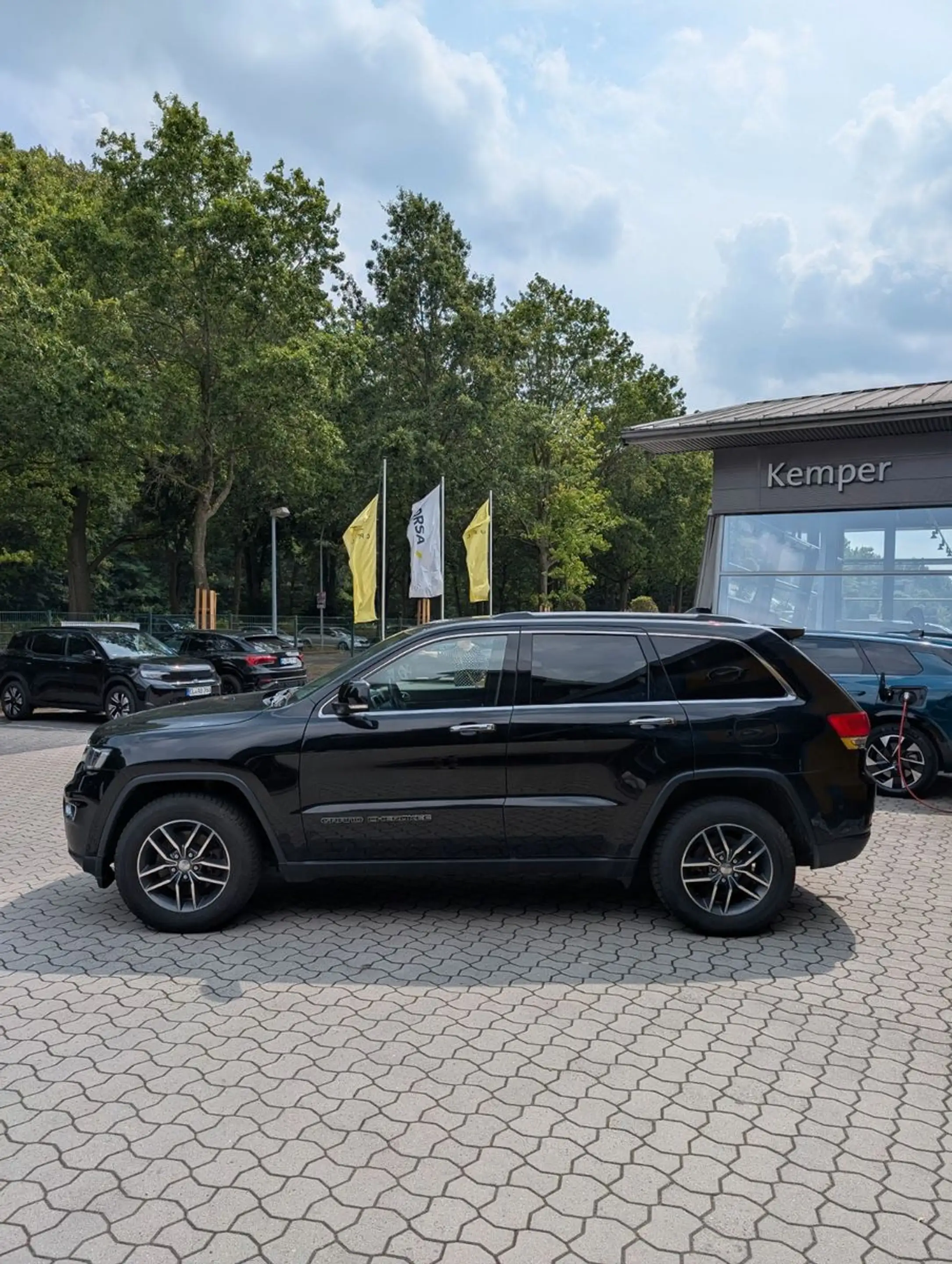 Jeep Grand Cherokee 3.0 Limited — photo 8