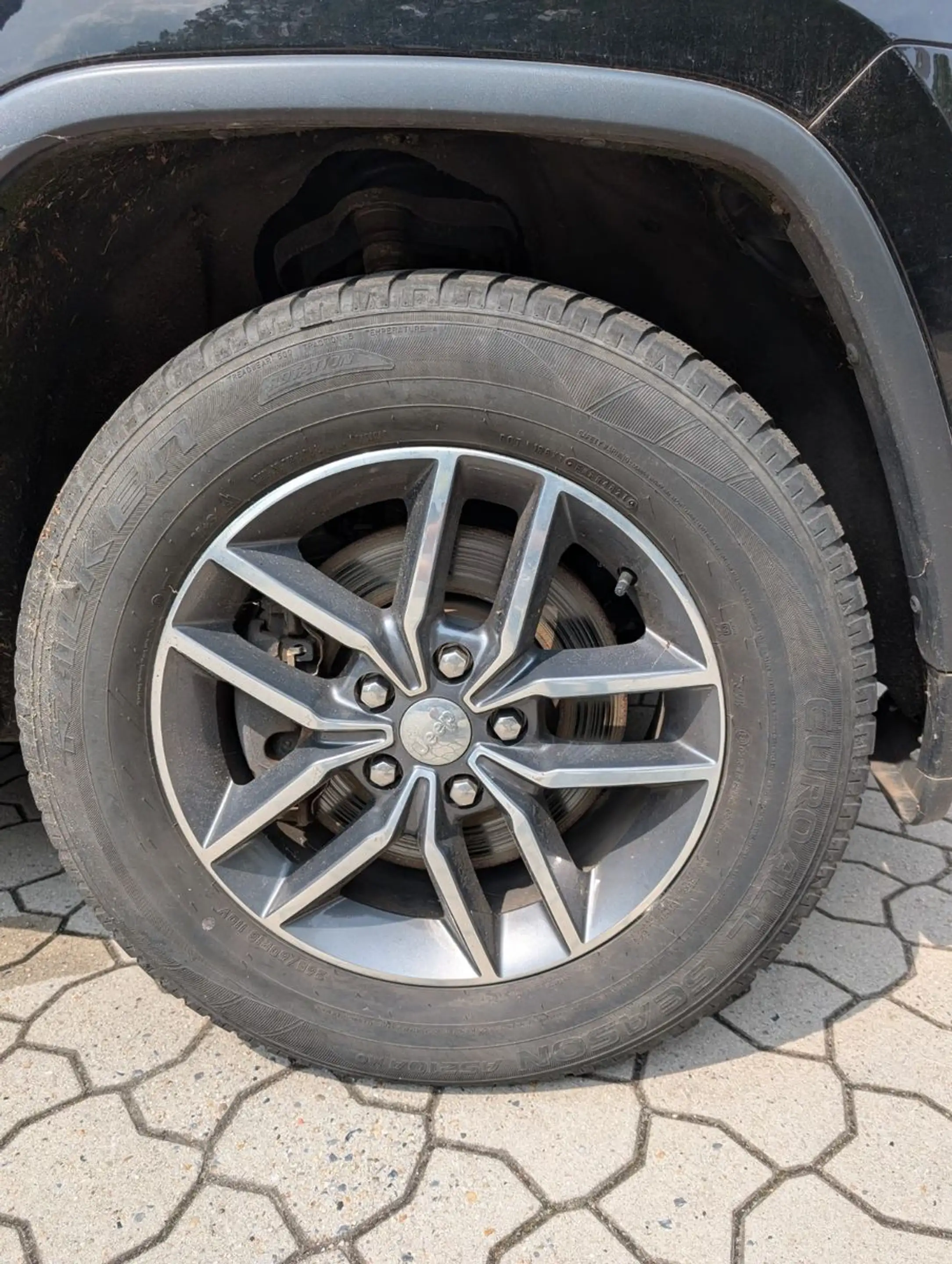 Jeep Grand Cherokee 3.0 Limited — photo 15