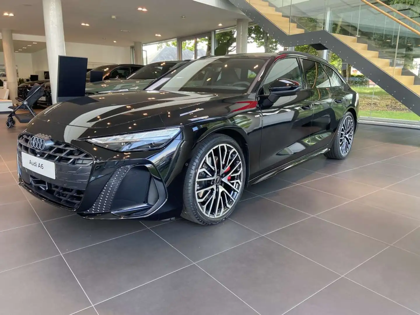 Audi A6 Avant TFSI S line quattro 367ch S tronic Noir - 1