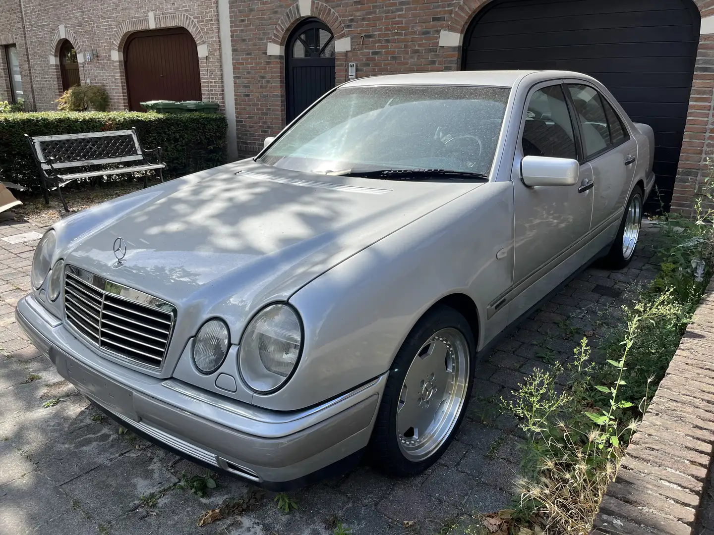 Mercedes-Benz E 300 TD Elegance - 1