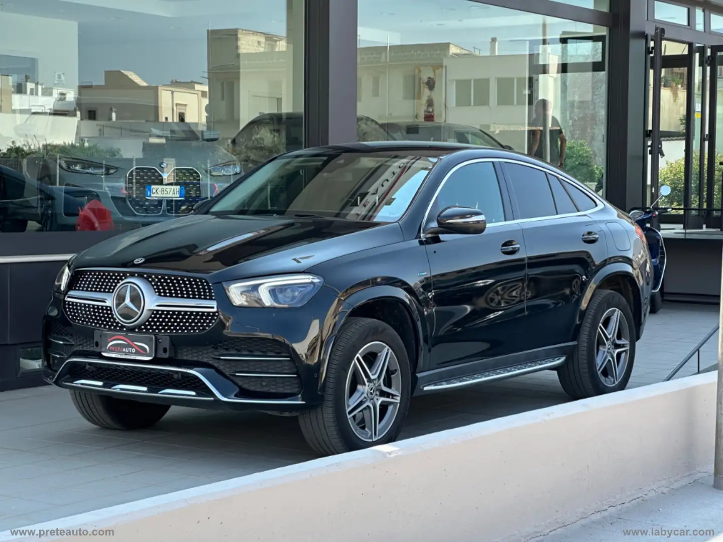 Mercedes-Benz GLE 350 GLE 350 de 4M Plug-in Hybrid Cpé Premium Schwarz - 1