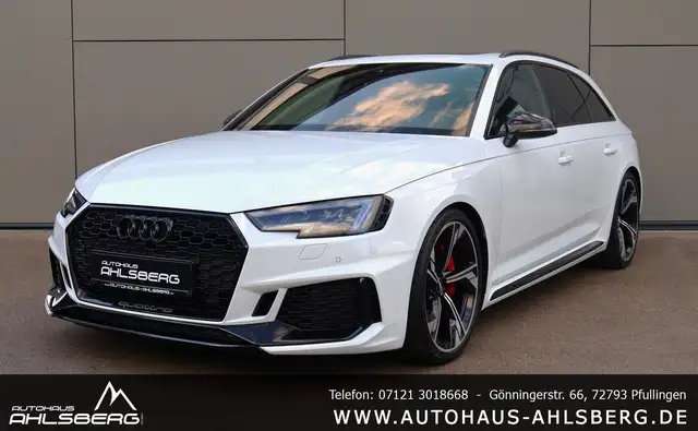 Audi RS4 AVANT 2.9 TFSI/ OPTIK.P/MATRIX/MEMORY/PANO/RAUTE