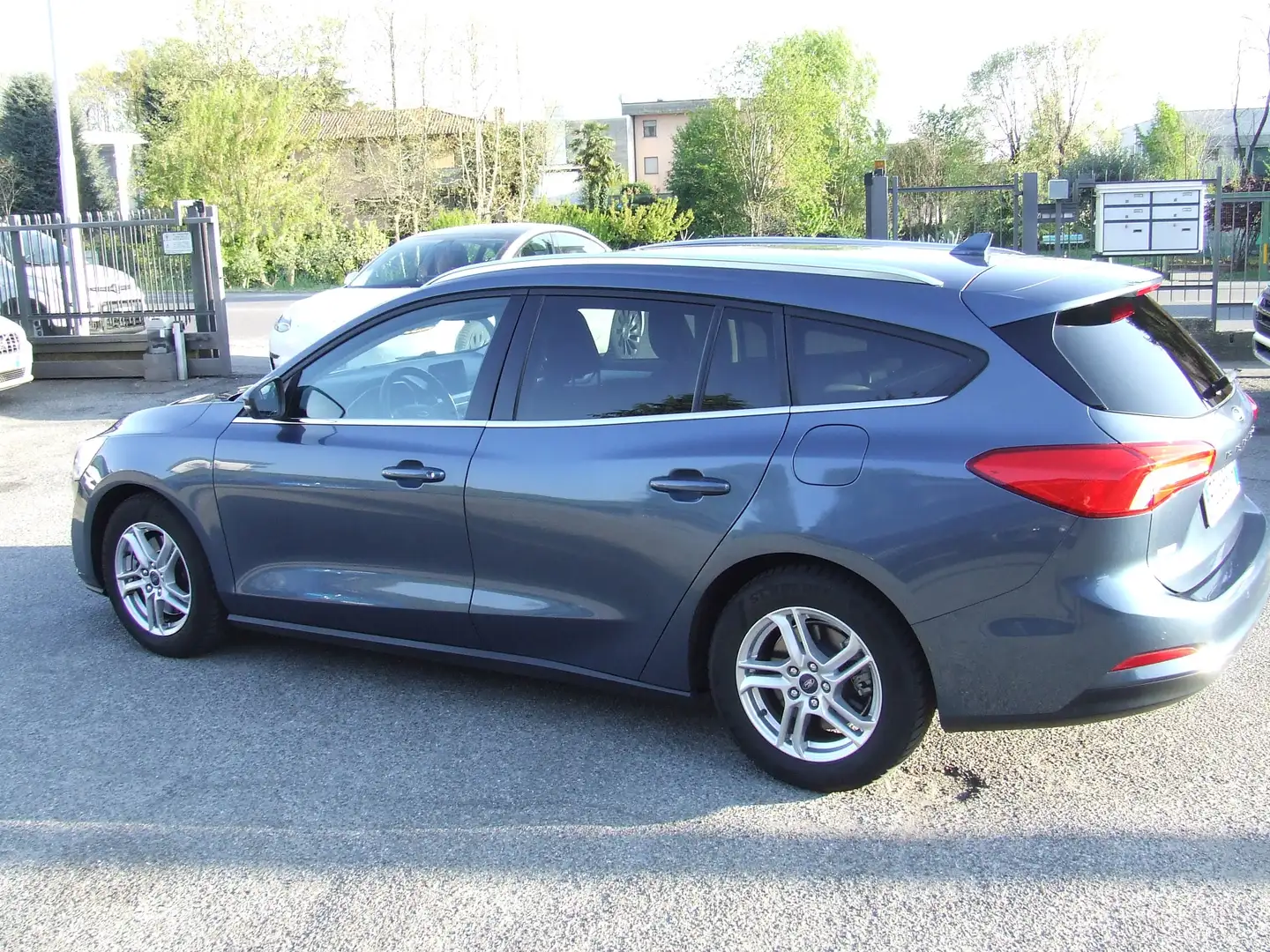 Ford Focus Focus SW 1.0 ecoboost Business s Blu/Azzurro - 2
