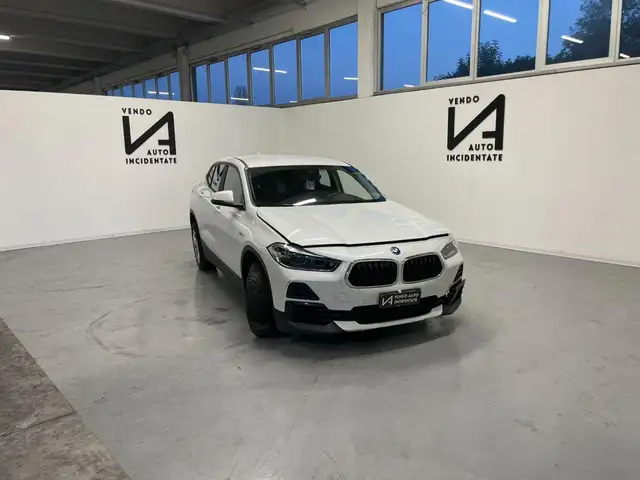 BMW X2 XDRIVE25E BUSINESS-X