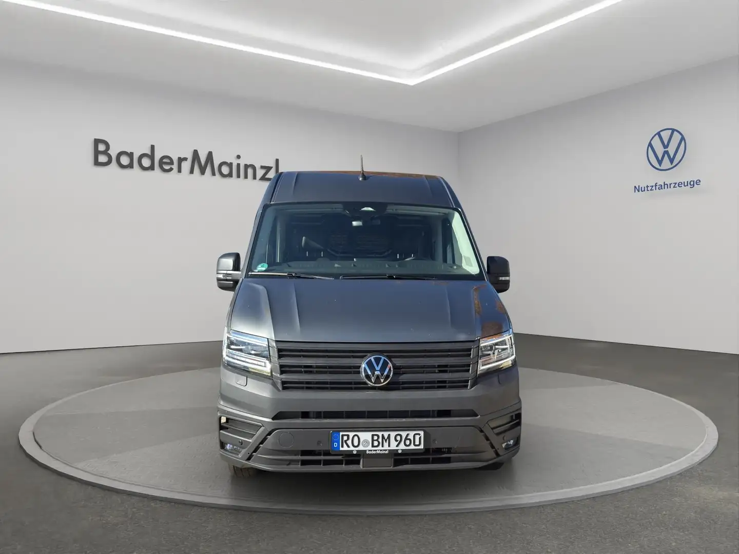 Volkswagen Crafter 35 Kasten 2,0 l 103 kW Frontantrieb 8-G... Grau - 2