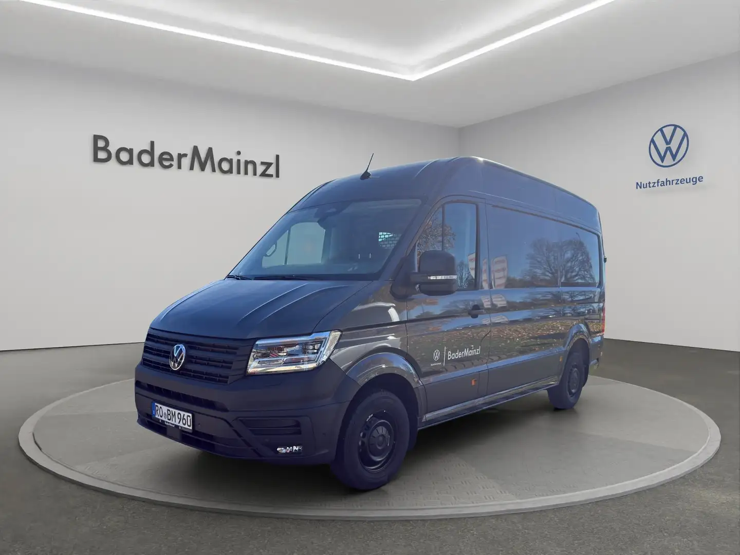 Volkswagen Crafter 35 Kasten 2,0 l 103 kW Frontantrieb 8-G... Grau - 1