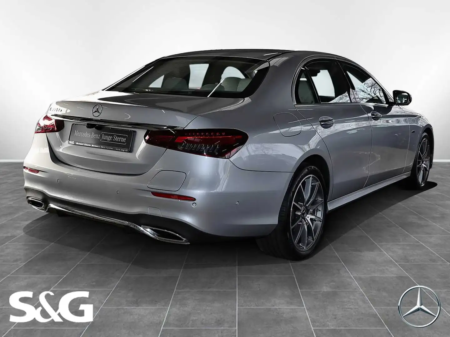 Mercedes-Benz E 300 de Limousine 360°+MBUX+AHK+HUD+Sitzhzg+19 Silber - 2