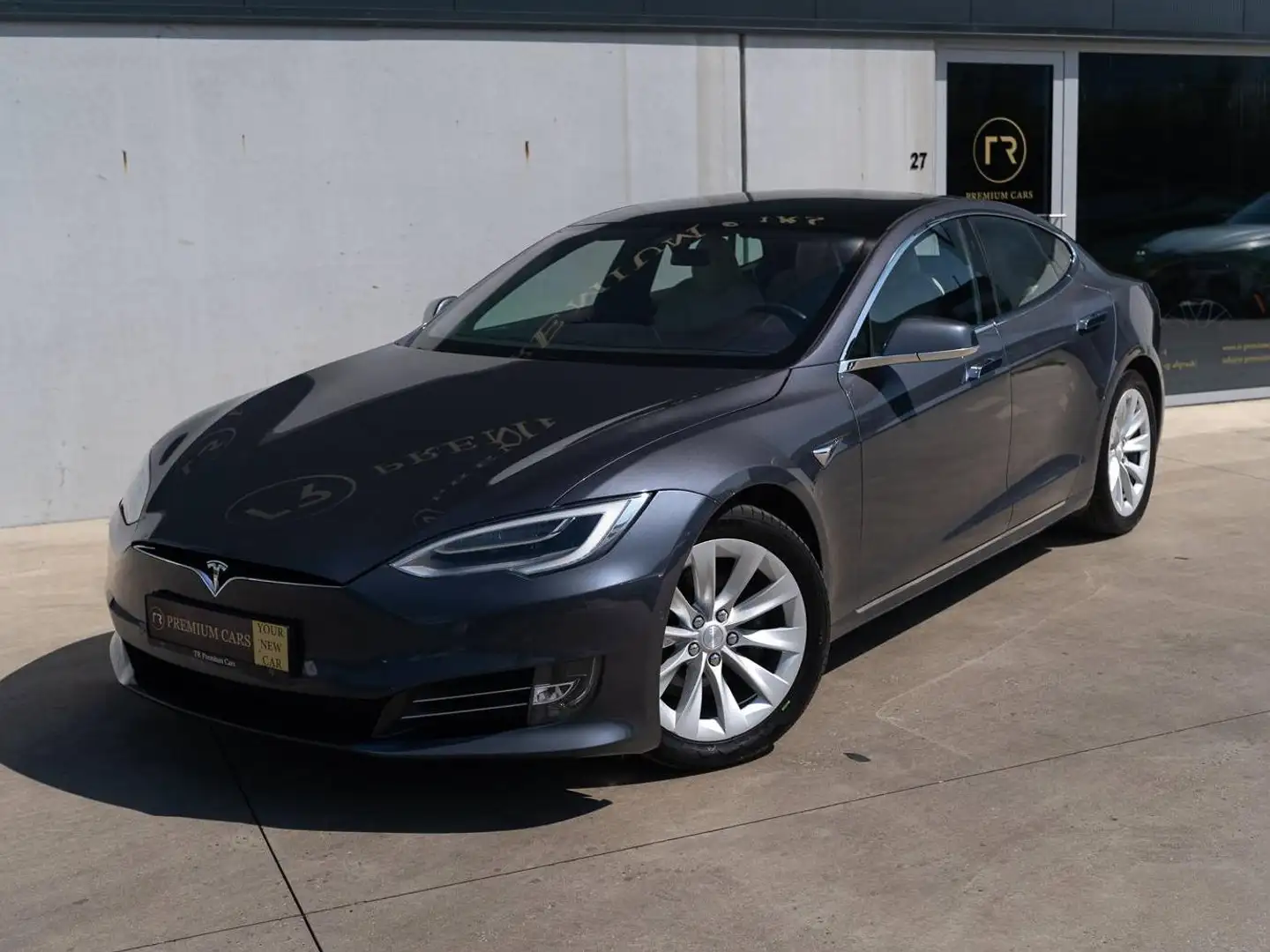 tesla model s