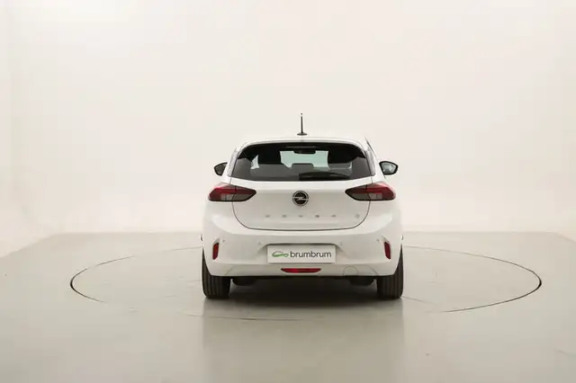 Opel Corsa-E view 4