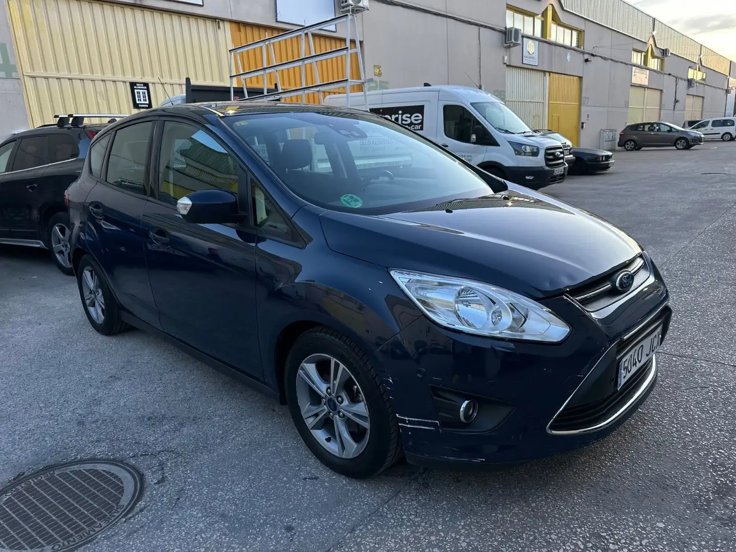 Ford C-Max 1.0 Ecoboost Auto-S&S Titanium 125 Bleu - 2