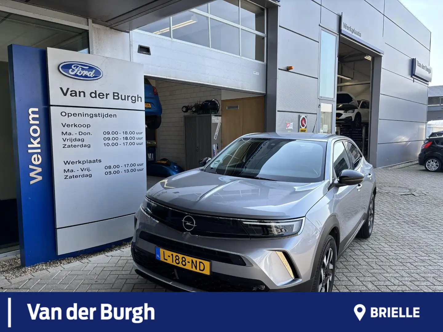 Opel Mokka 1.2 Turbo Elegance Grau - 1