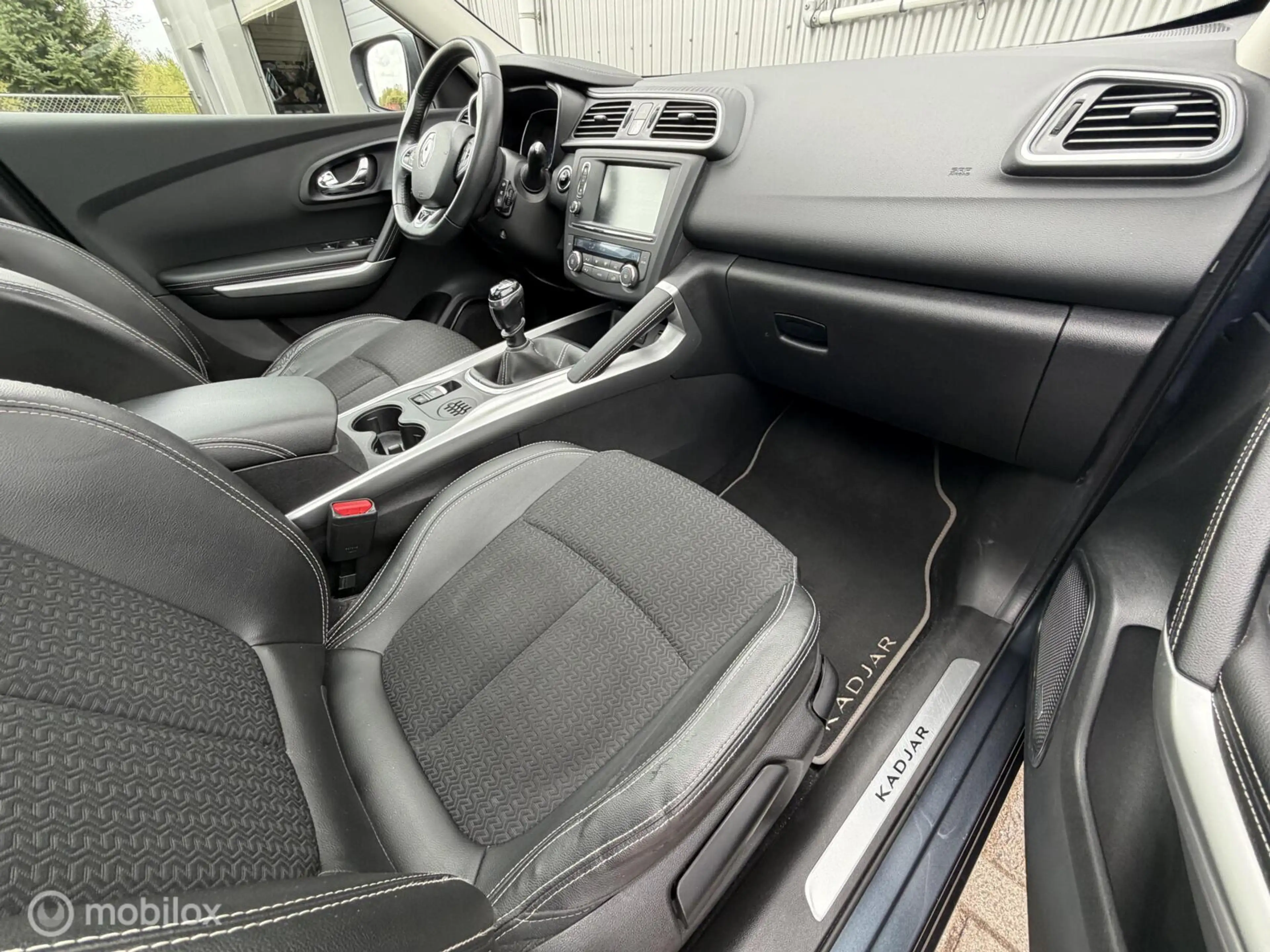 Renault Kadjar 1.2 TCe Bose 2016 / Camera / Trekhaak / Panoramada — photo 11