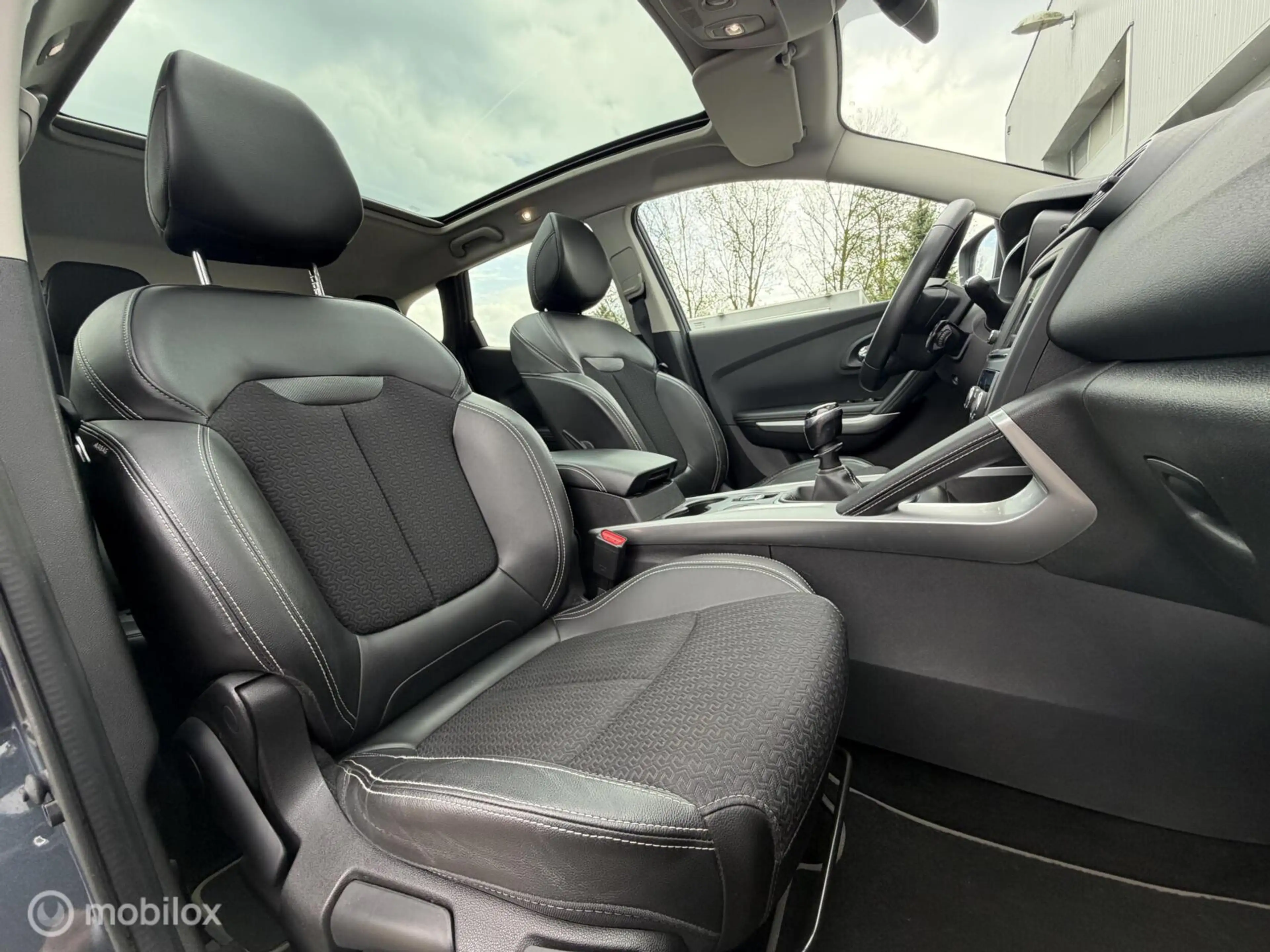 Renault Kadjar 1.2 TCe Bose 2016 / Camera / Trekhaak / Panoramada — photo 15