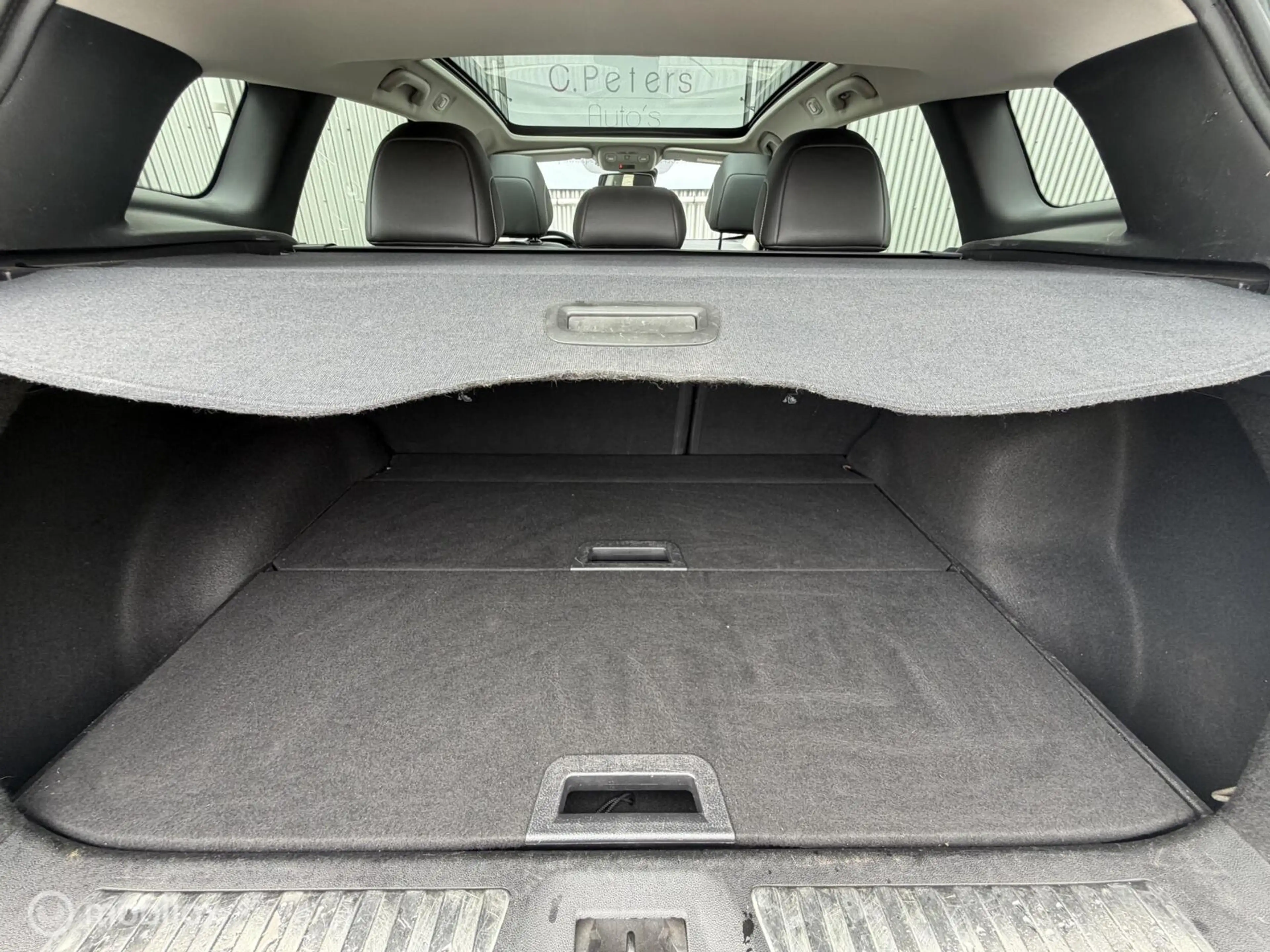 Renault Kadjar 1.2 TCe Bose 2016 / Camera / Trekhaak / Panoramada — photo 25
