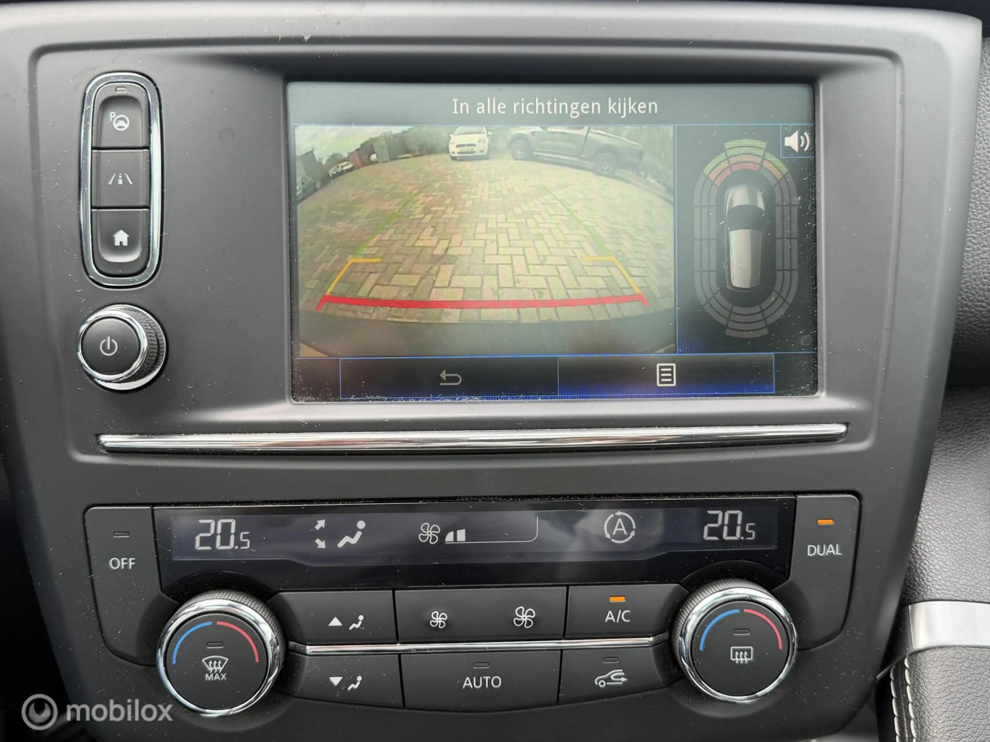 Renault Kadjar 1.2 TCe Bose 2016 / Camera / Trekhaak / Panoramada — photo 17