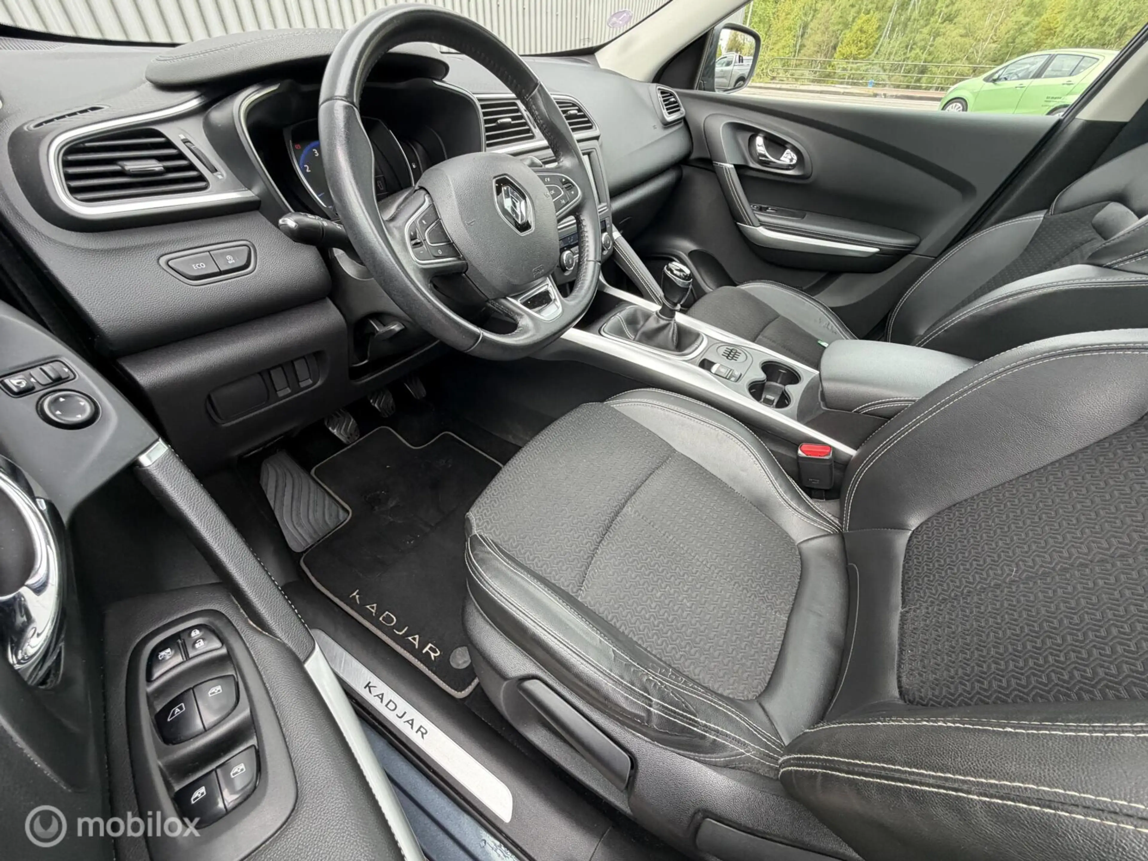 Renault Kadjar 1.2 TCe Bose 2016 / Camera / Trekhaak / Panoramada — photo 9