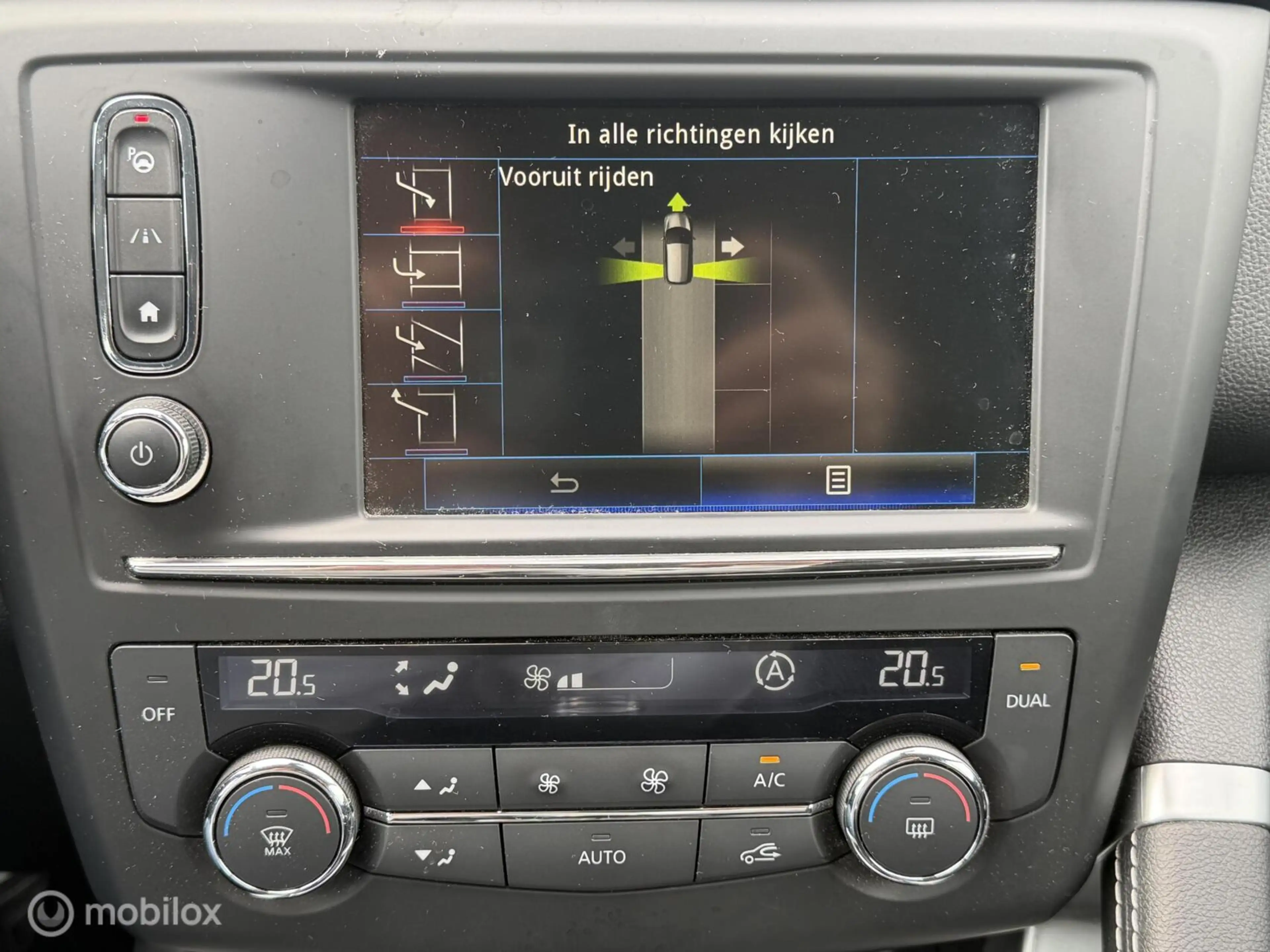 Renault Kadjar 1.2 TCe Bose 2016 / Camera / Trekhaak / Panoramada — photo 18