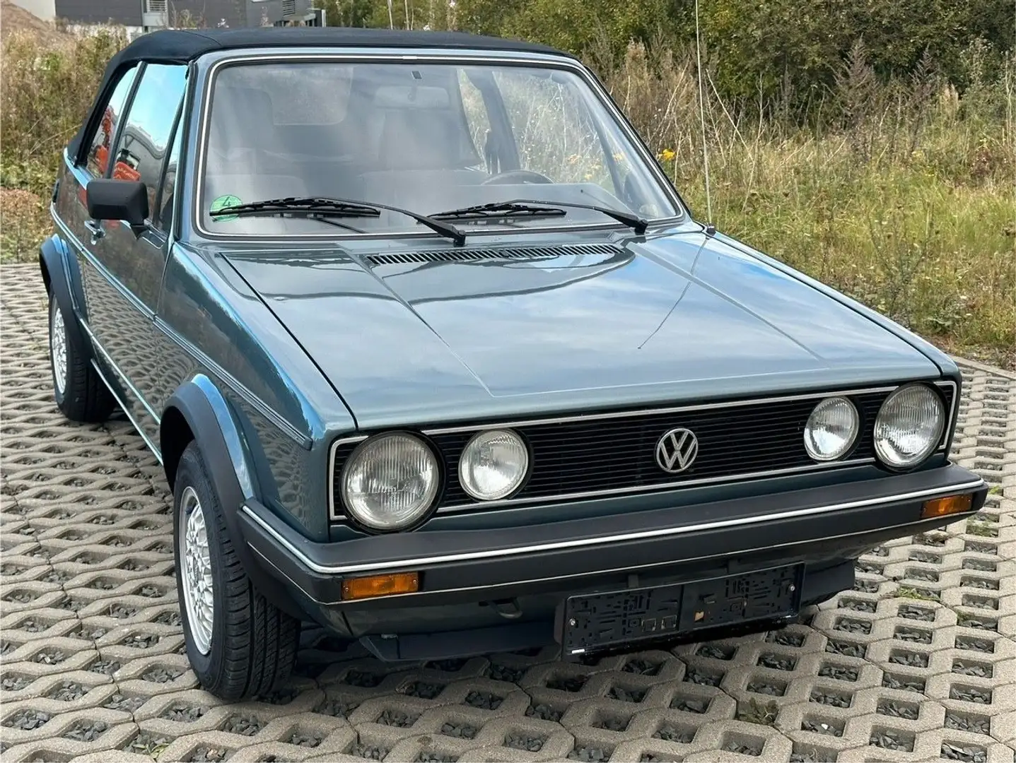 Volkswagen Golf Cabriolet 1.8 Benziner | H-Zulassung | AHK Gris - 2