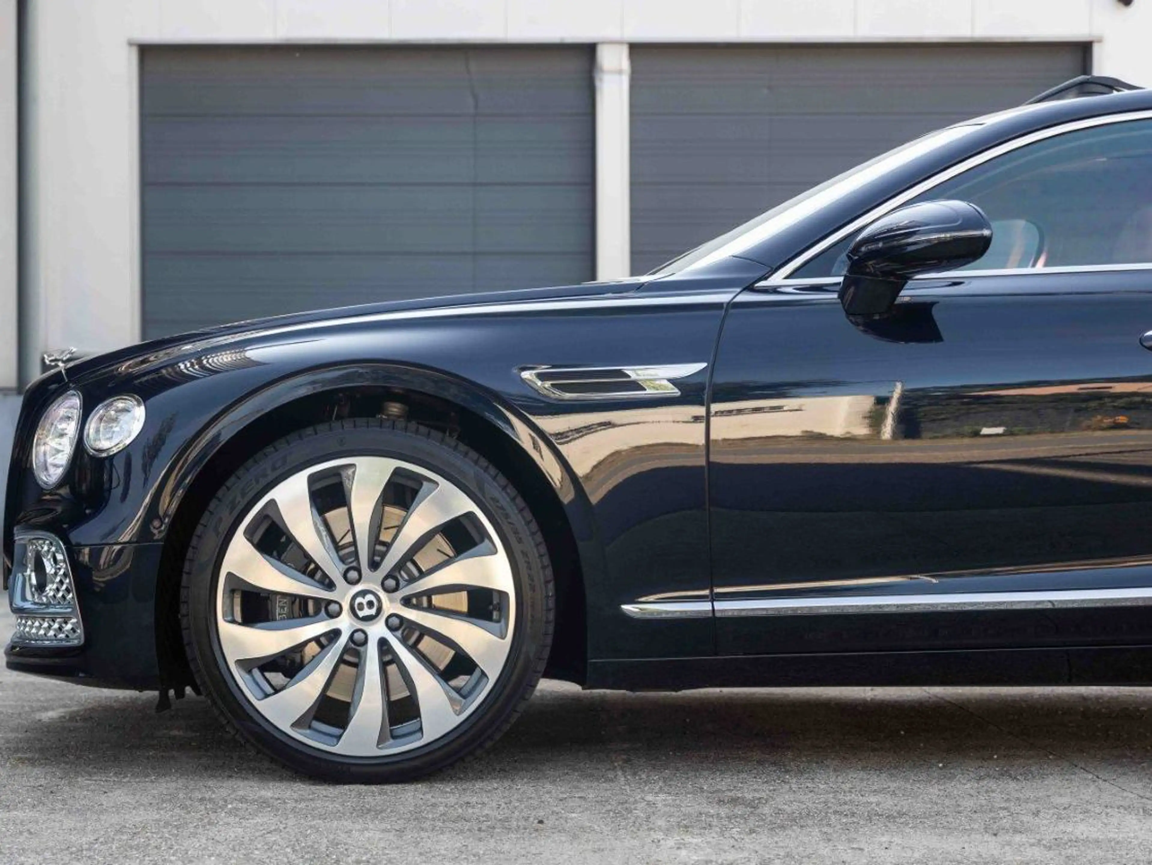 Bentley Flying Spur 2.9 BiTurbo V6 PHEV Mulliner-LED-360-KEYL-SOFT-BTW — photo 6