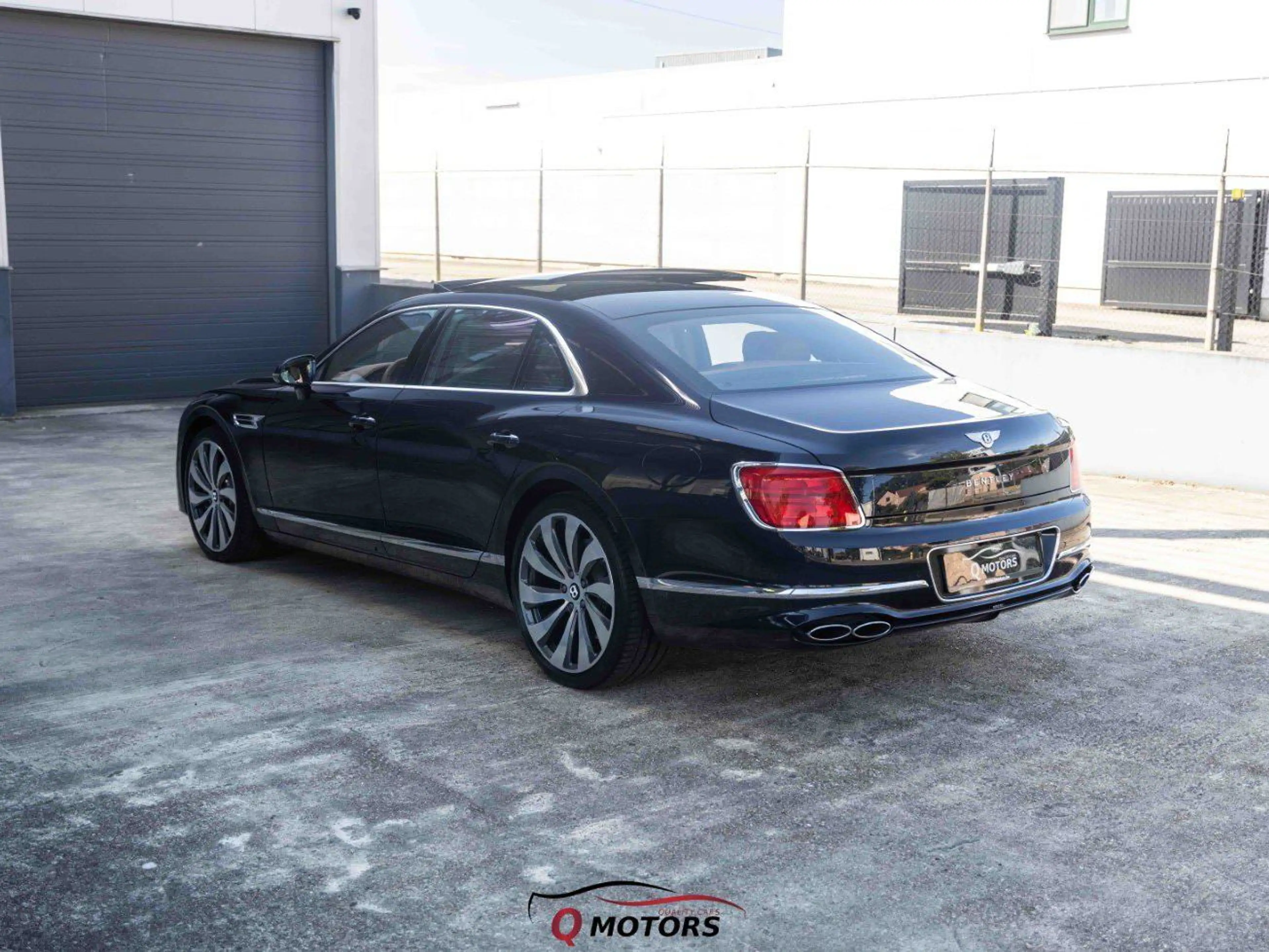 Bentley Flying Spur 2.9 BiTurbo V6 PHEV Mulliner-LED-360-KEYL-SOFT-BTW — photo 10