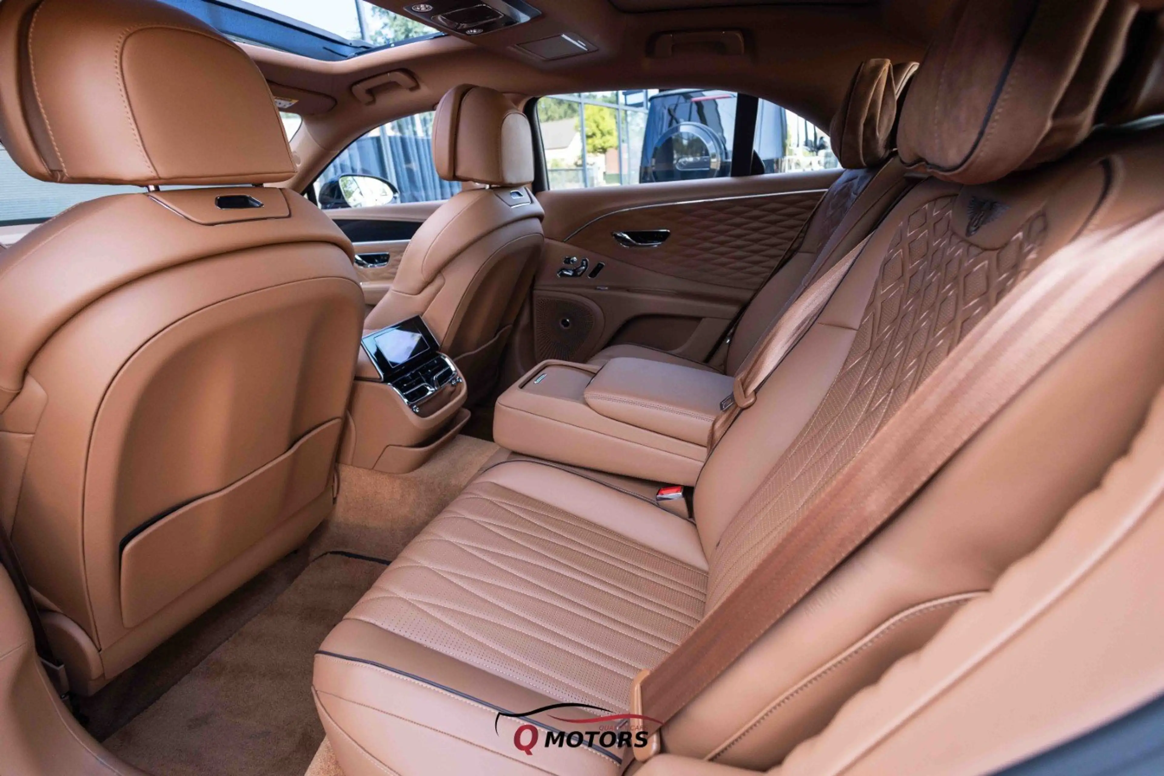 Bentley Flying Spur 2.9 BiTurbo V6 PHEV Mulliner-LED-360-KEYL-SOFT-BTW — photo 15