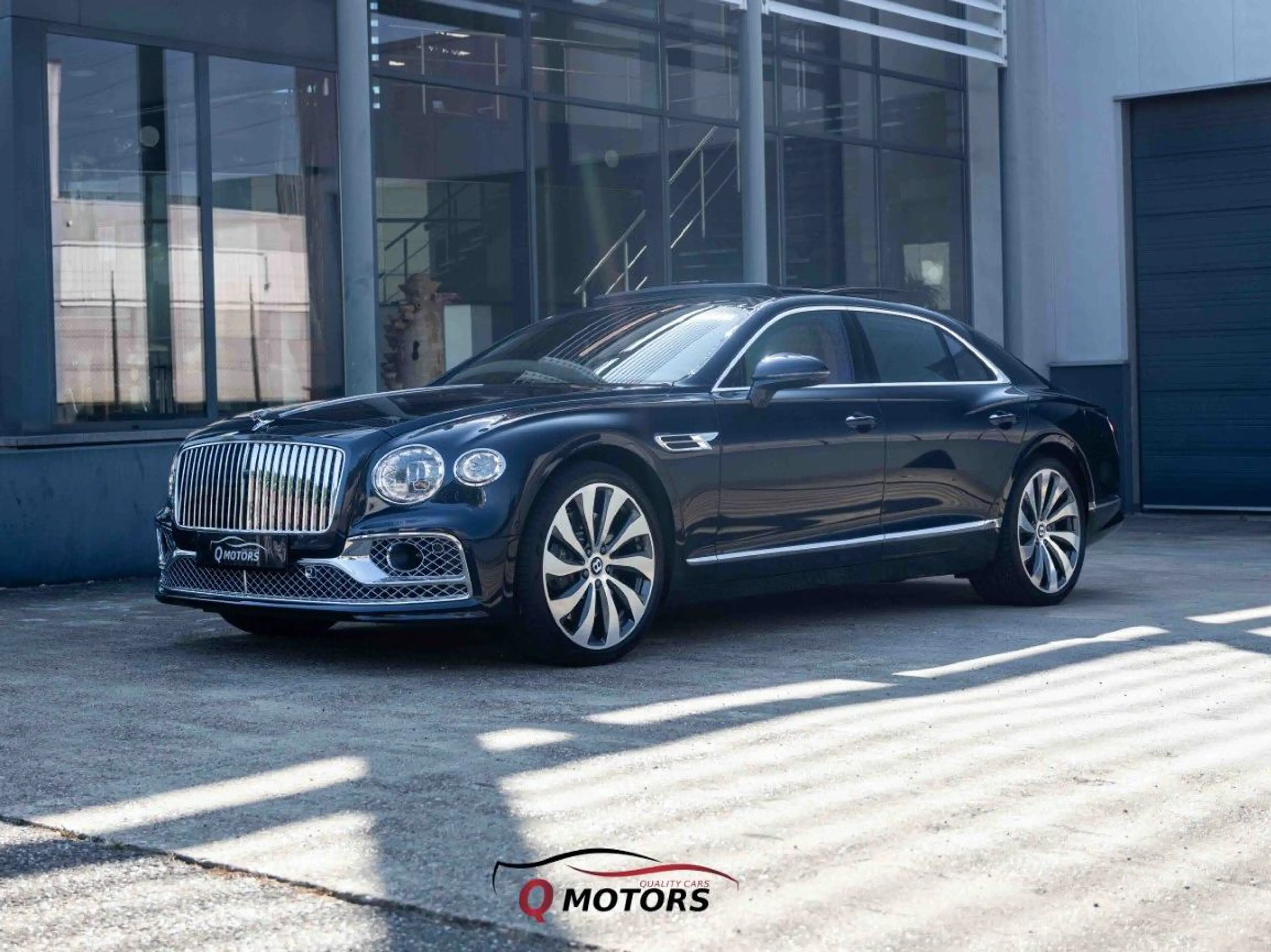 Bentley Flying Spur 2.9 BiTurbo V6 PHEV Mulliner-LED-360-KEYL-SOFT-BTW — photo 4