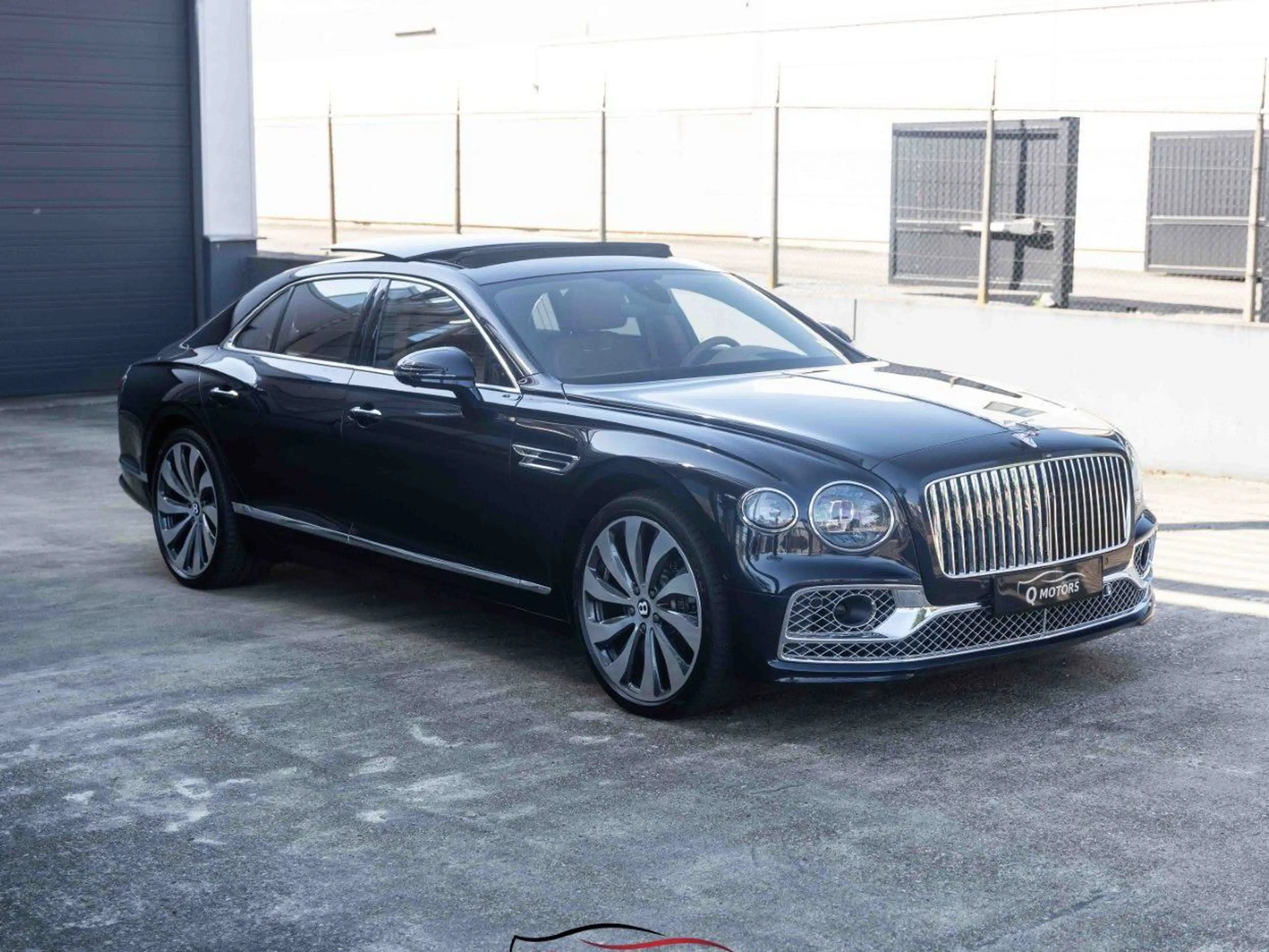 Bentley Flying Spur 2.9 BiTurbo V6 PHEV Mulliner-LED-360-KEYL-SOFT-BTW — photo 2