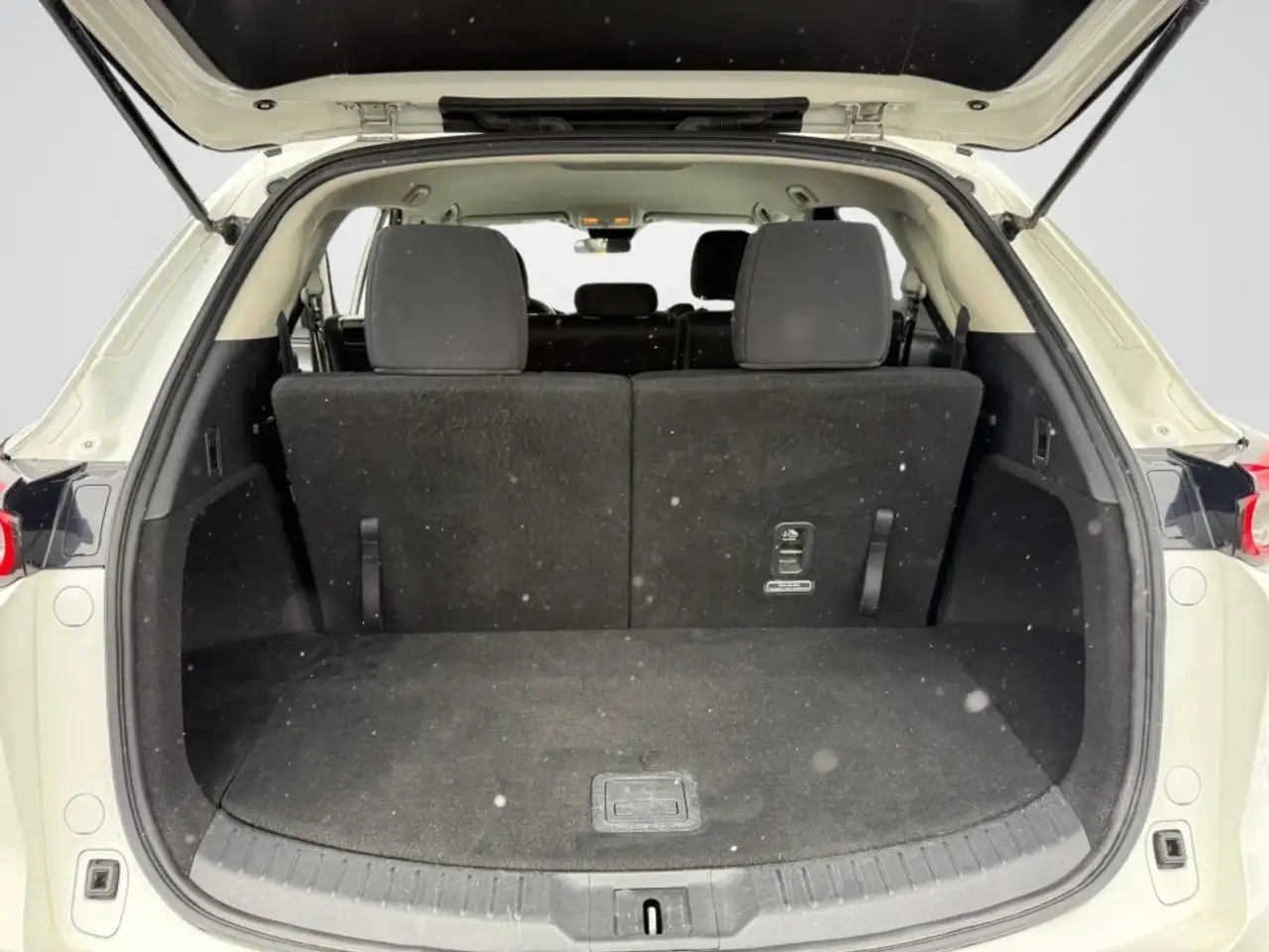 Mazda CX-9 снимка Mazda CX-9