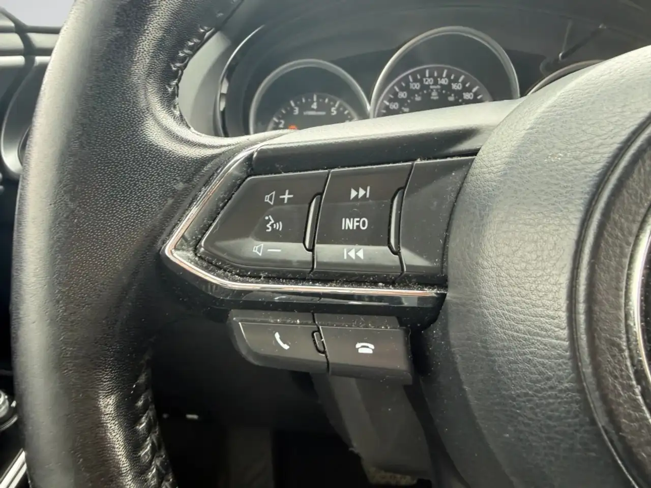 Mazda CX-9 снимка Mazda CX-9