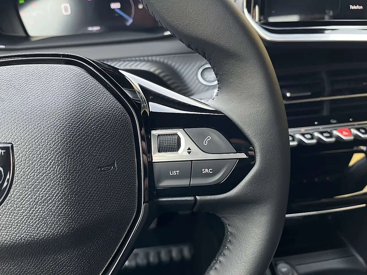 Peugeot 2008 PureTech 100 Allure 6-Gang-Manuell!TOP ANGEBOT! 14