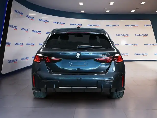 BMW 1 Series view 6