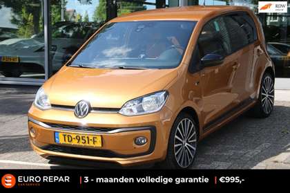 Volkswagen up! 1.0 BMT high up! CAMERA NL-AUTO NAP CLIMA!